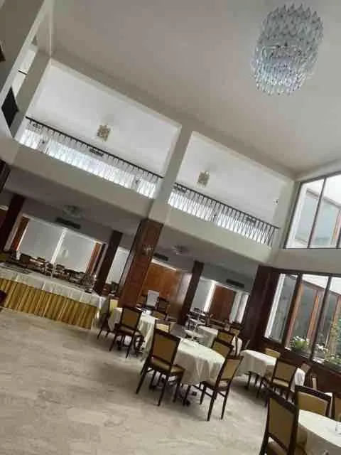 Restaurant/places to eat in Hotel Sacco