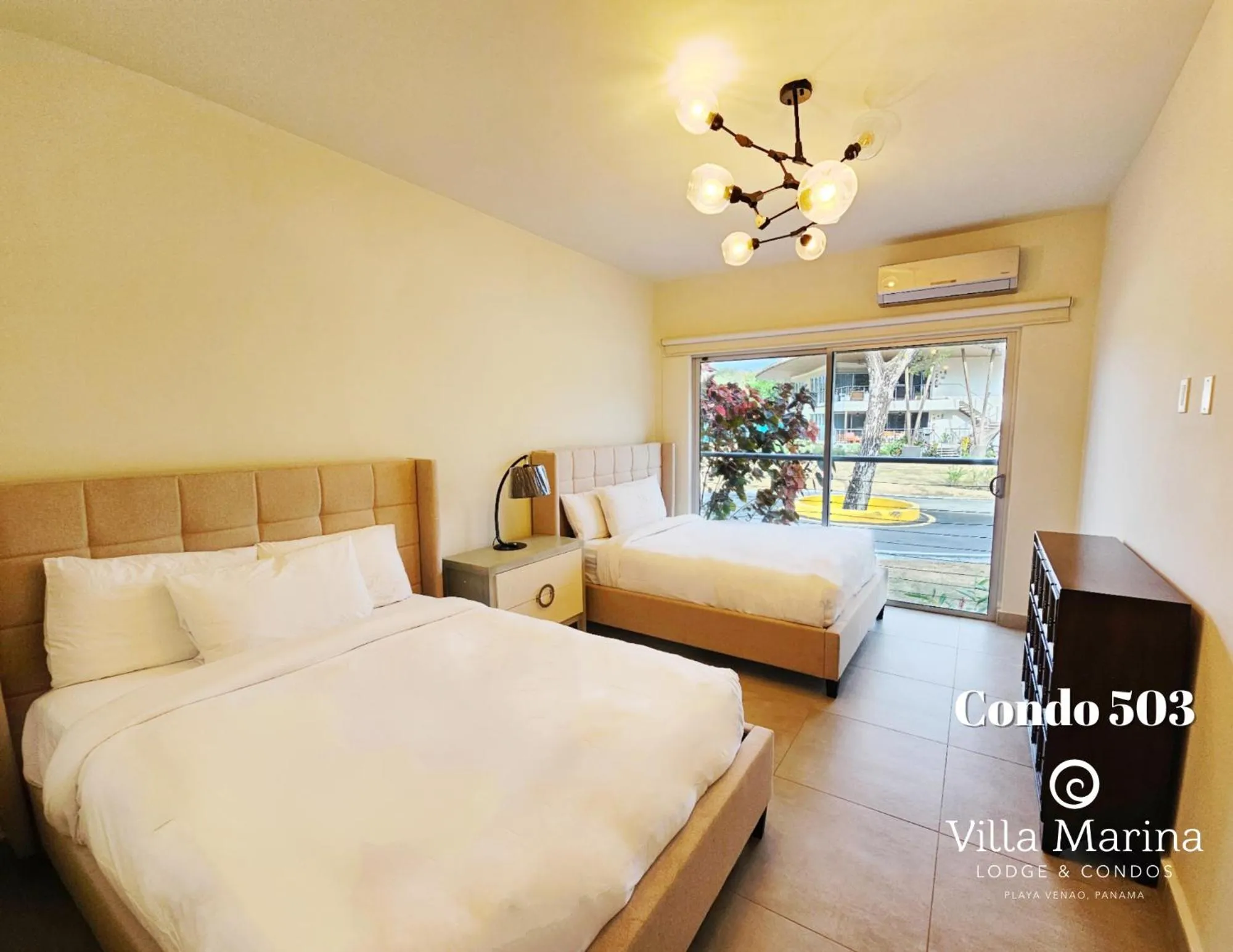 Bed in Villa Marina Hotel