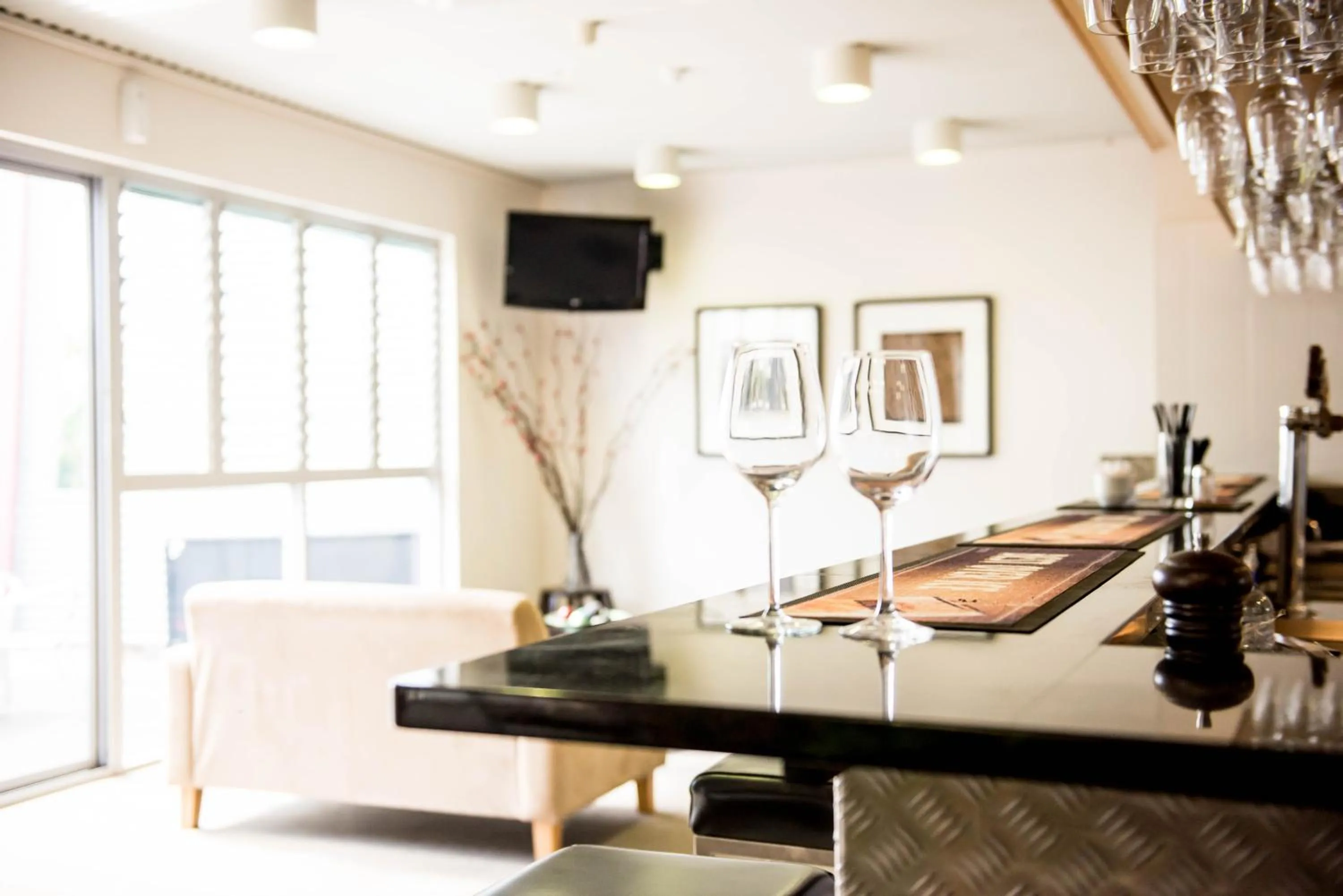 Restaurant/places to eat in Capella Coach Inn