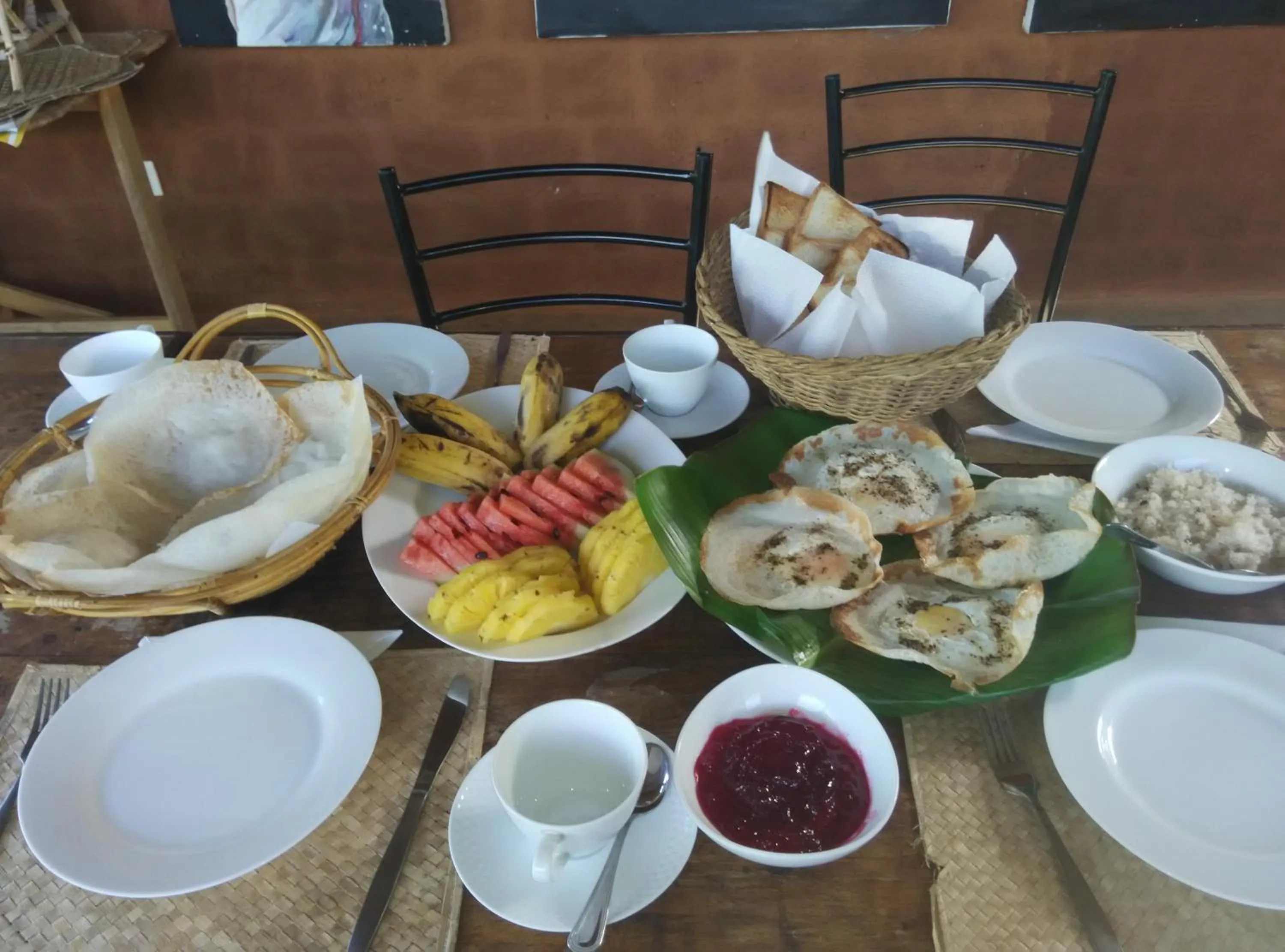 Food and drinks in Sigiri Forest View