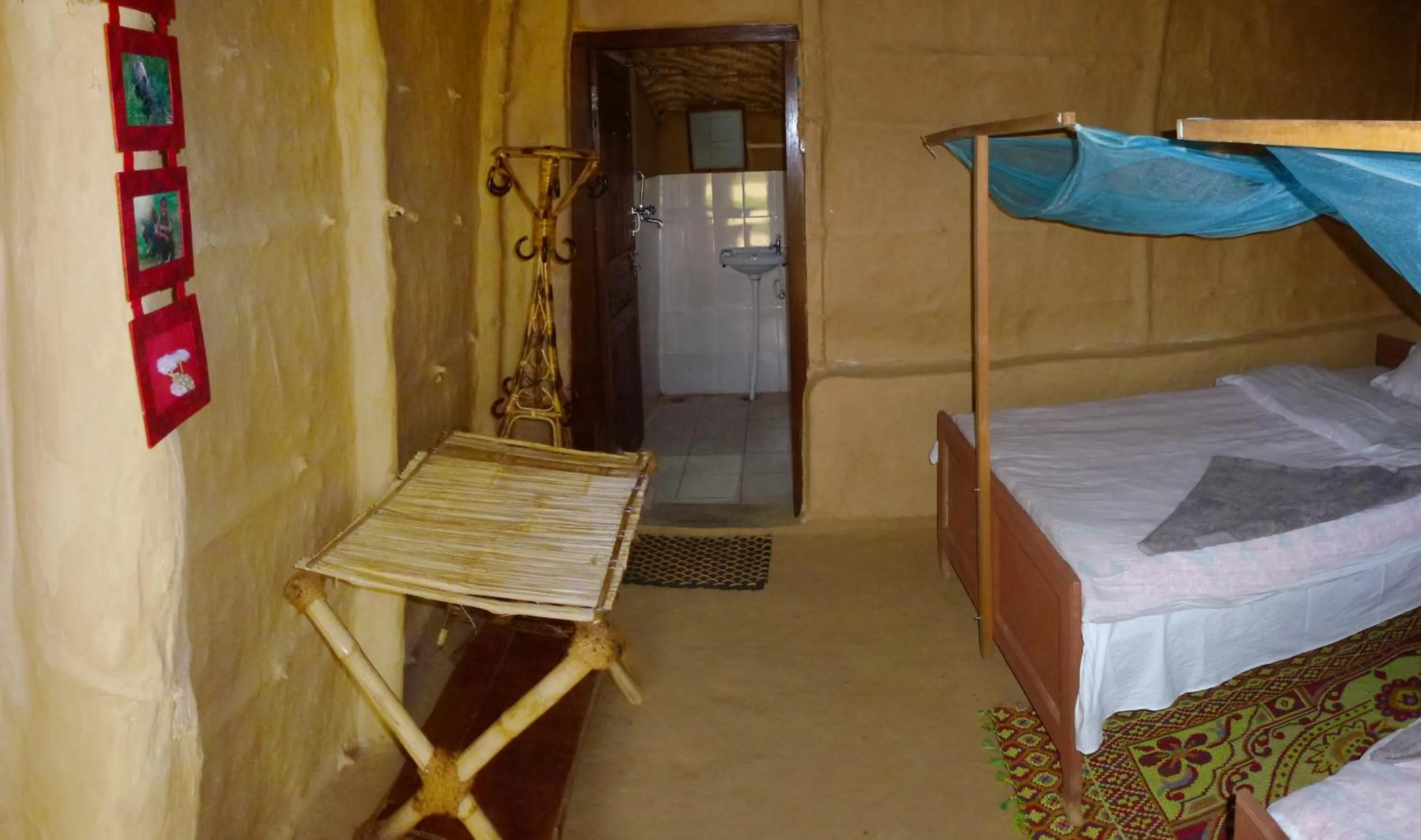 Bedroom, Bed in Bardia Eco Lodge