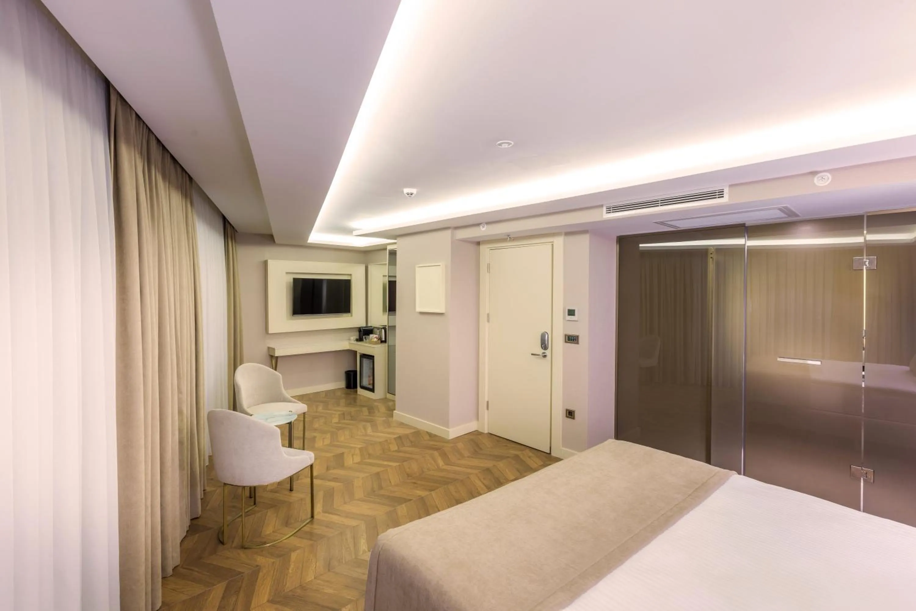 Photo of the whole room, Bed in Great Fortune Concept Hotel