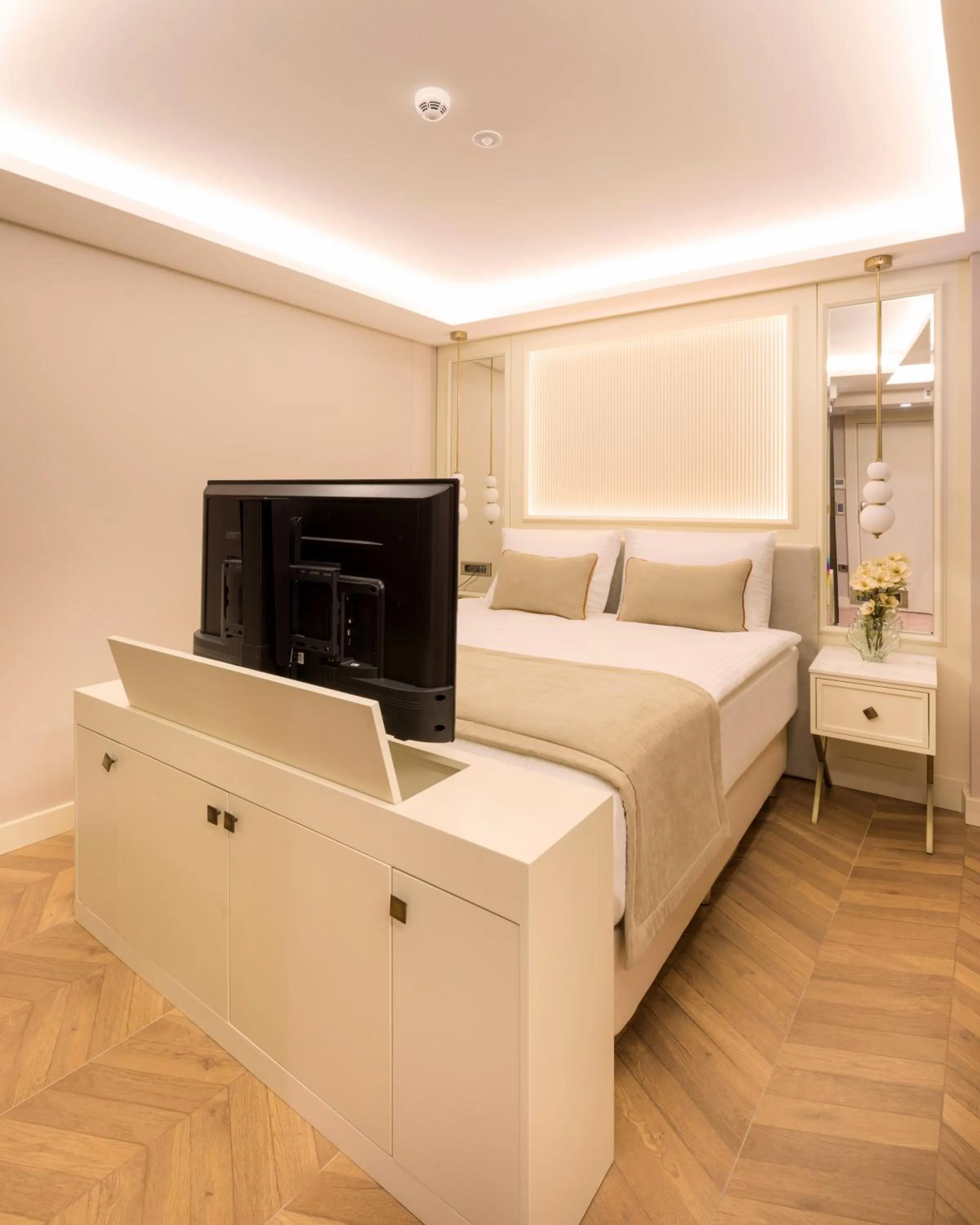 Photo of the whole room, Bed in Great Fortune Concept Hotel