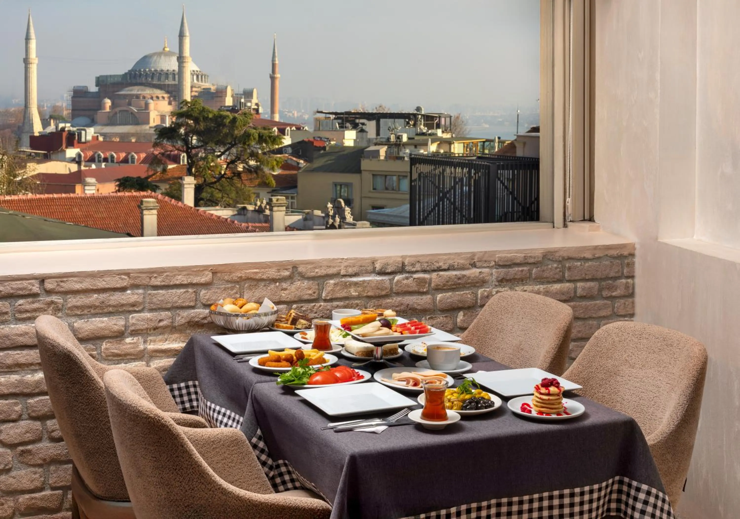 Balcony/Terrace in Great Fortune Concept Hotel
