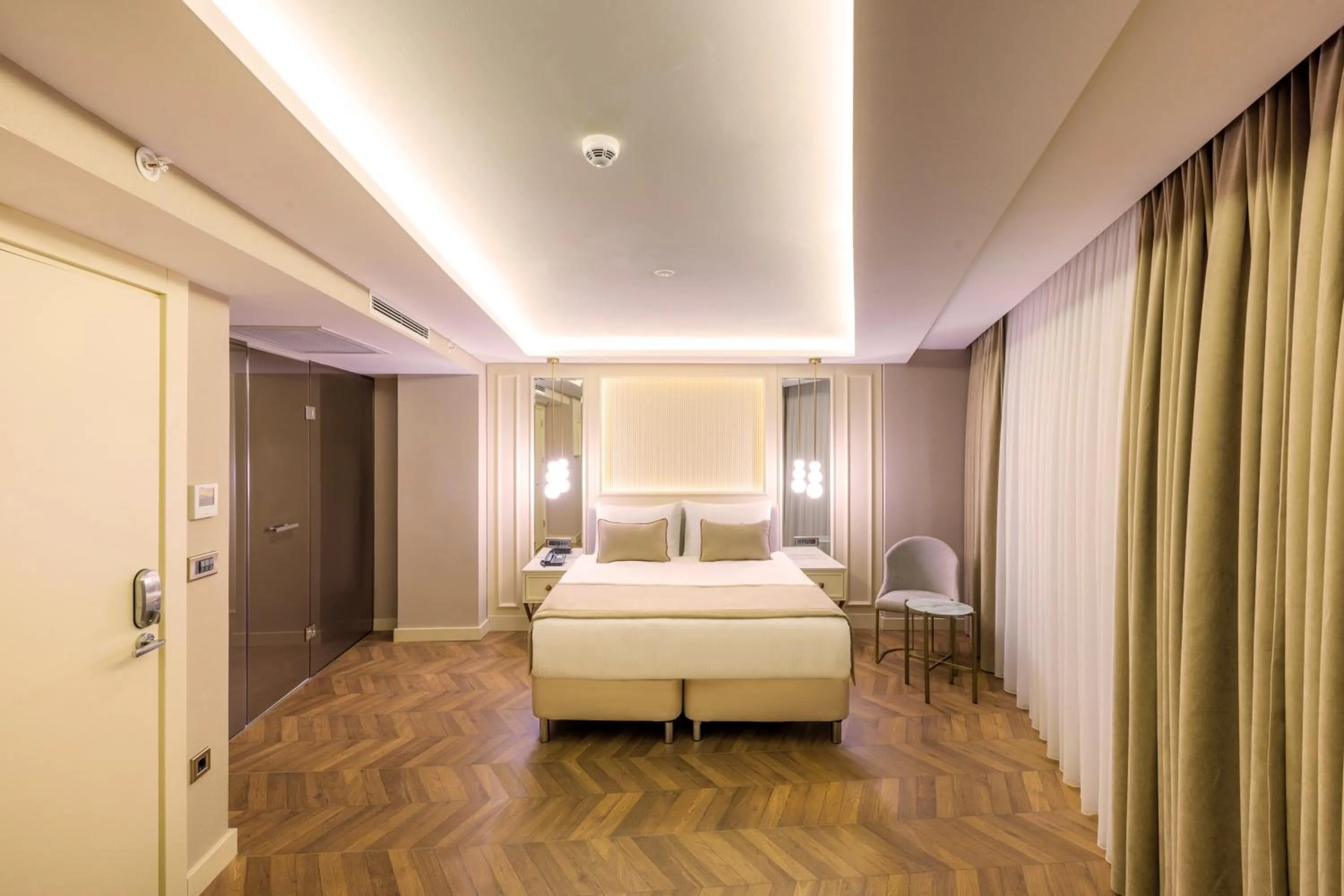 Photo of the whole room, Bed in Great Fortune Concept Hotel