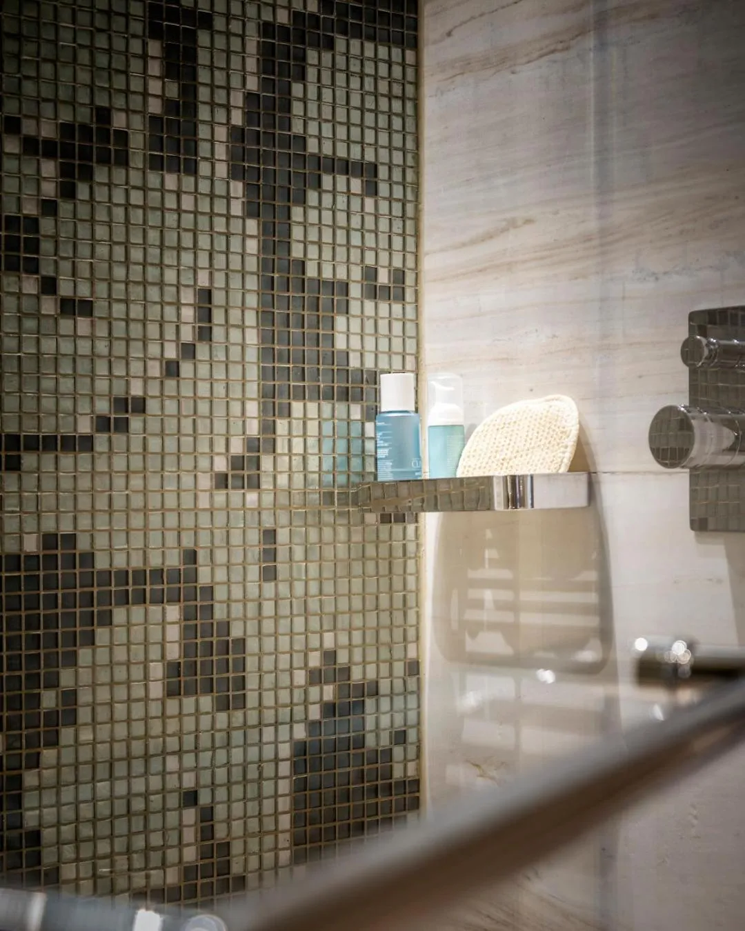 Bathroom in Fer Hotel