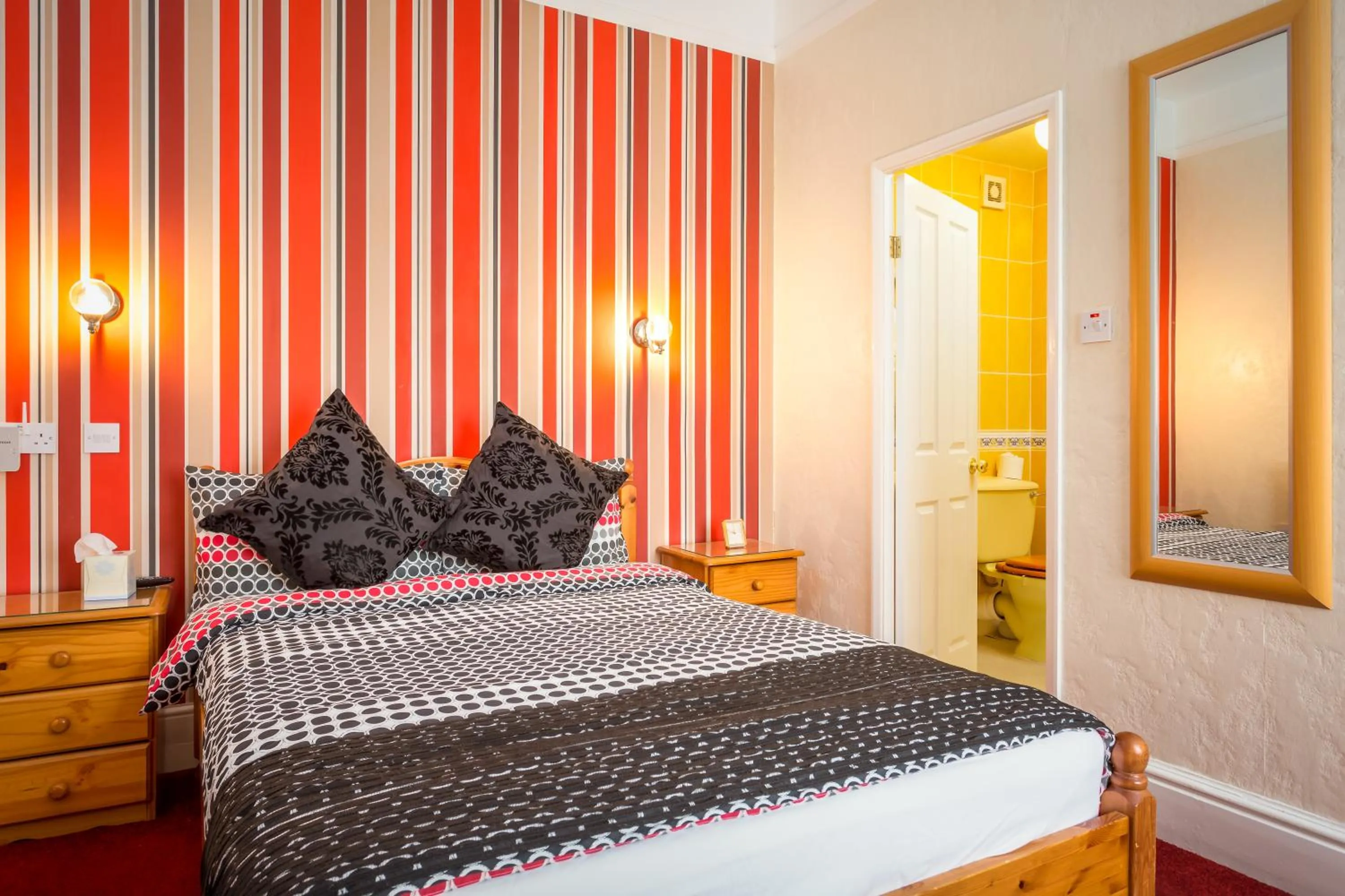 Bedroom in Arden Park Ensuite Rooms