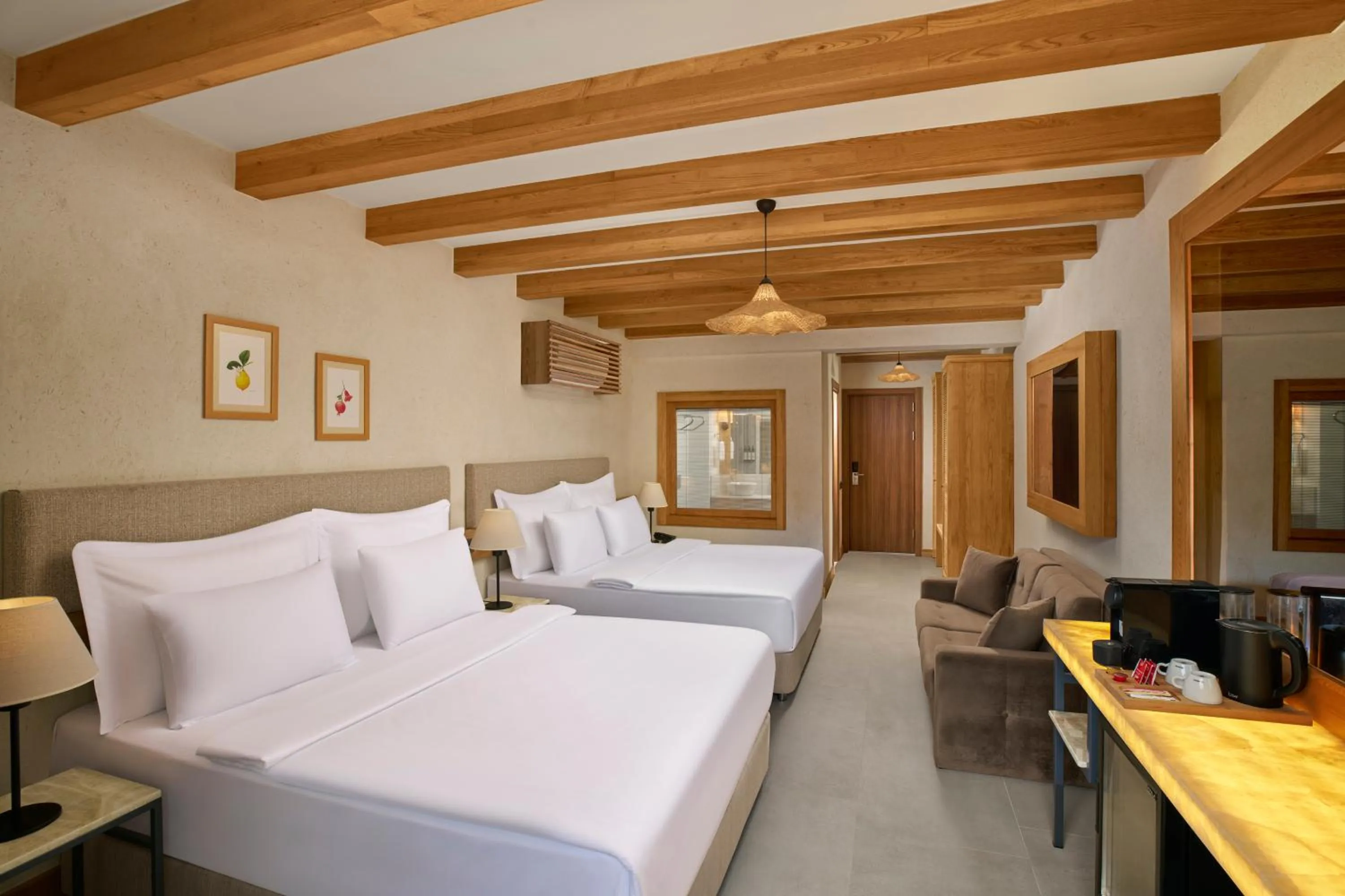 Bed in La Boutique Maya