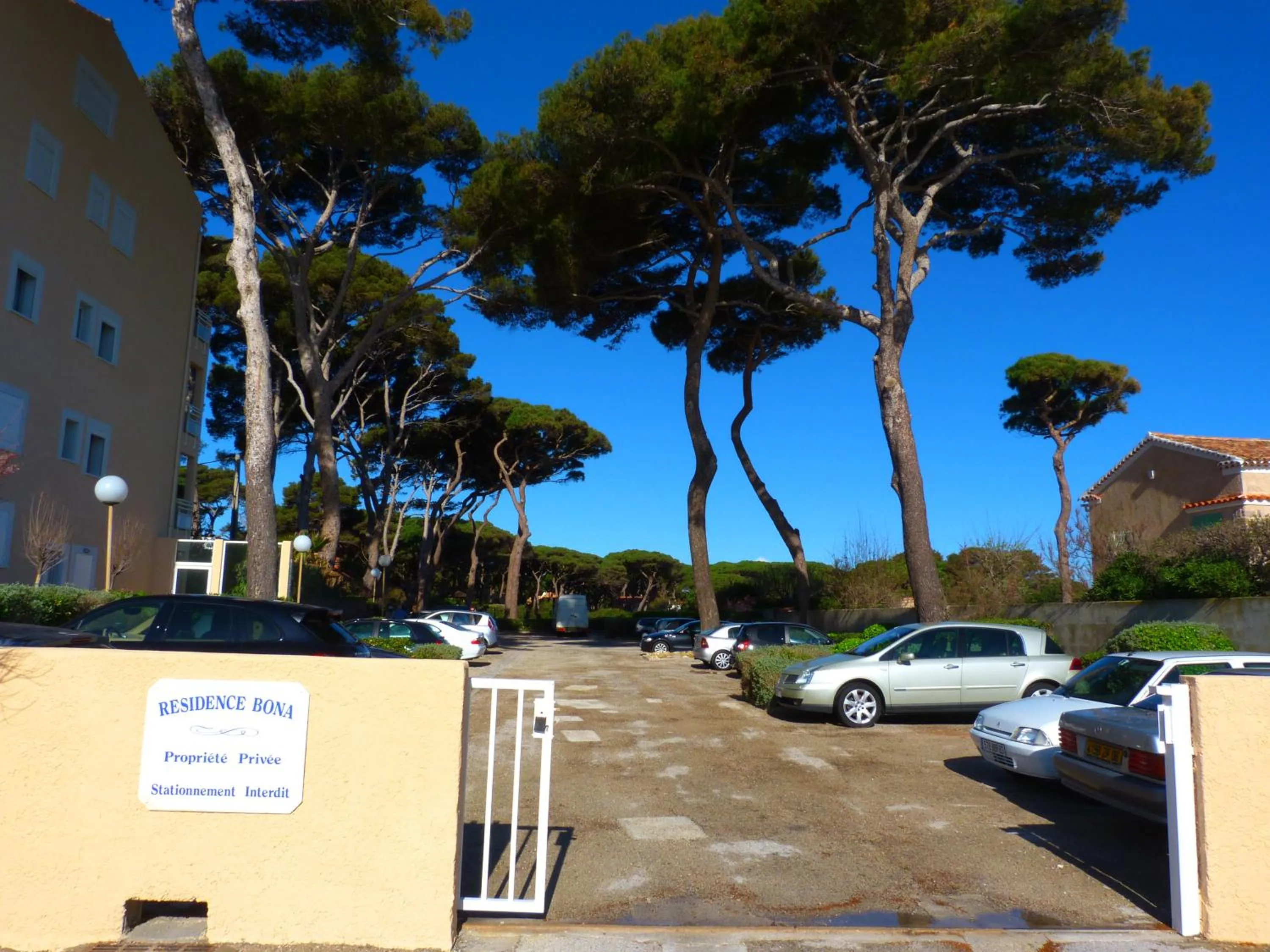 Facade/entrance in Résidence Bona vue mer panoramique