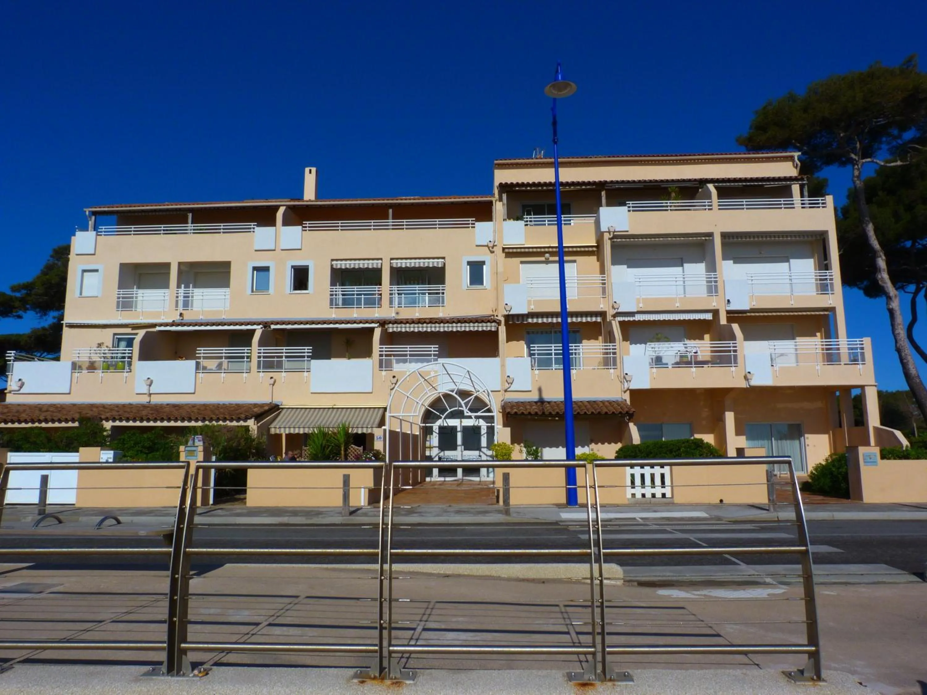 Facade/entrance in Résidence Bona vue mer panoramique