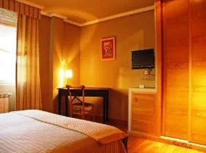 Photo of the whole room, Bed in Hotel Viento del Norte