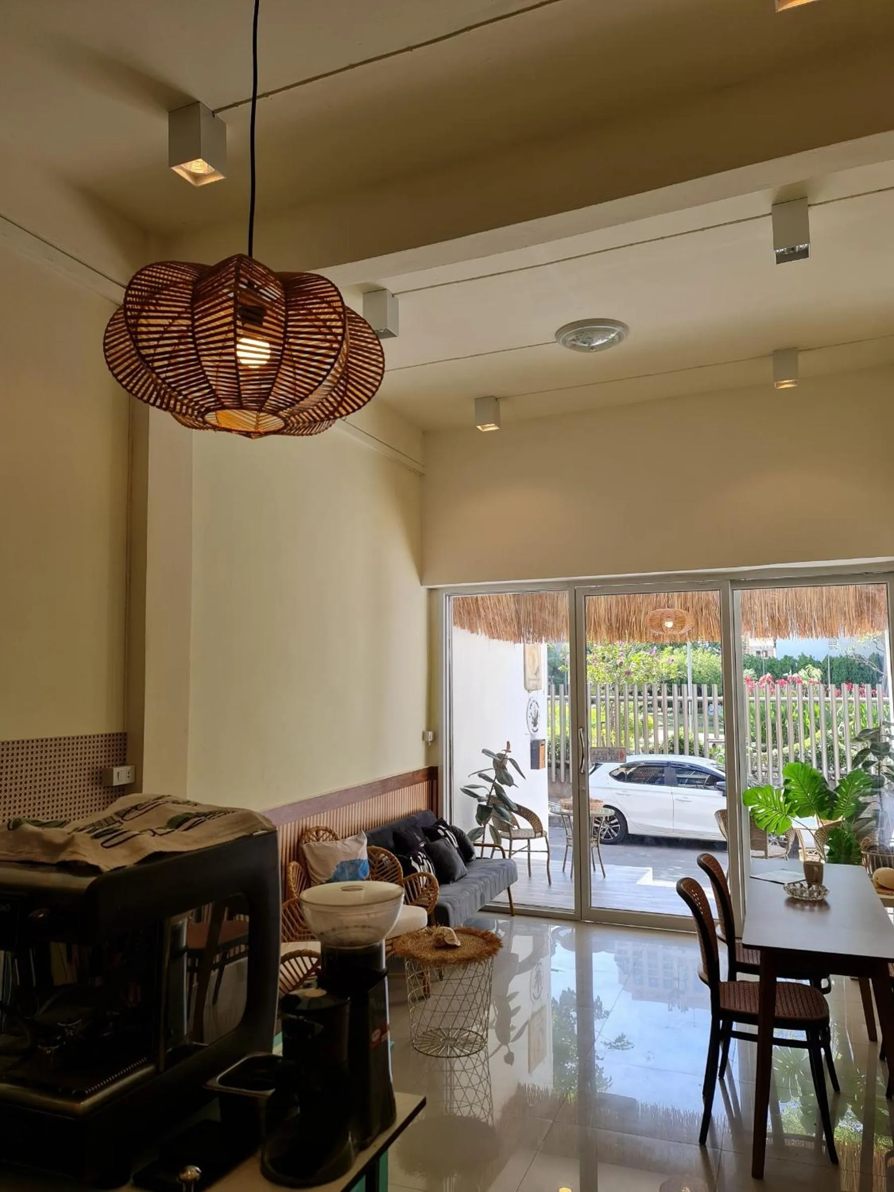 Restaurant/places to eat in De Chalet