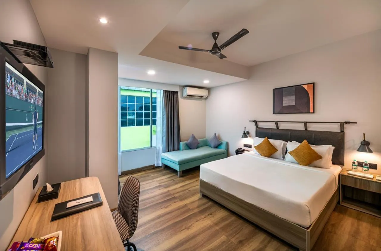 Bed in Comfort Inn Grand, Kaushambi