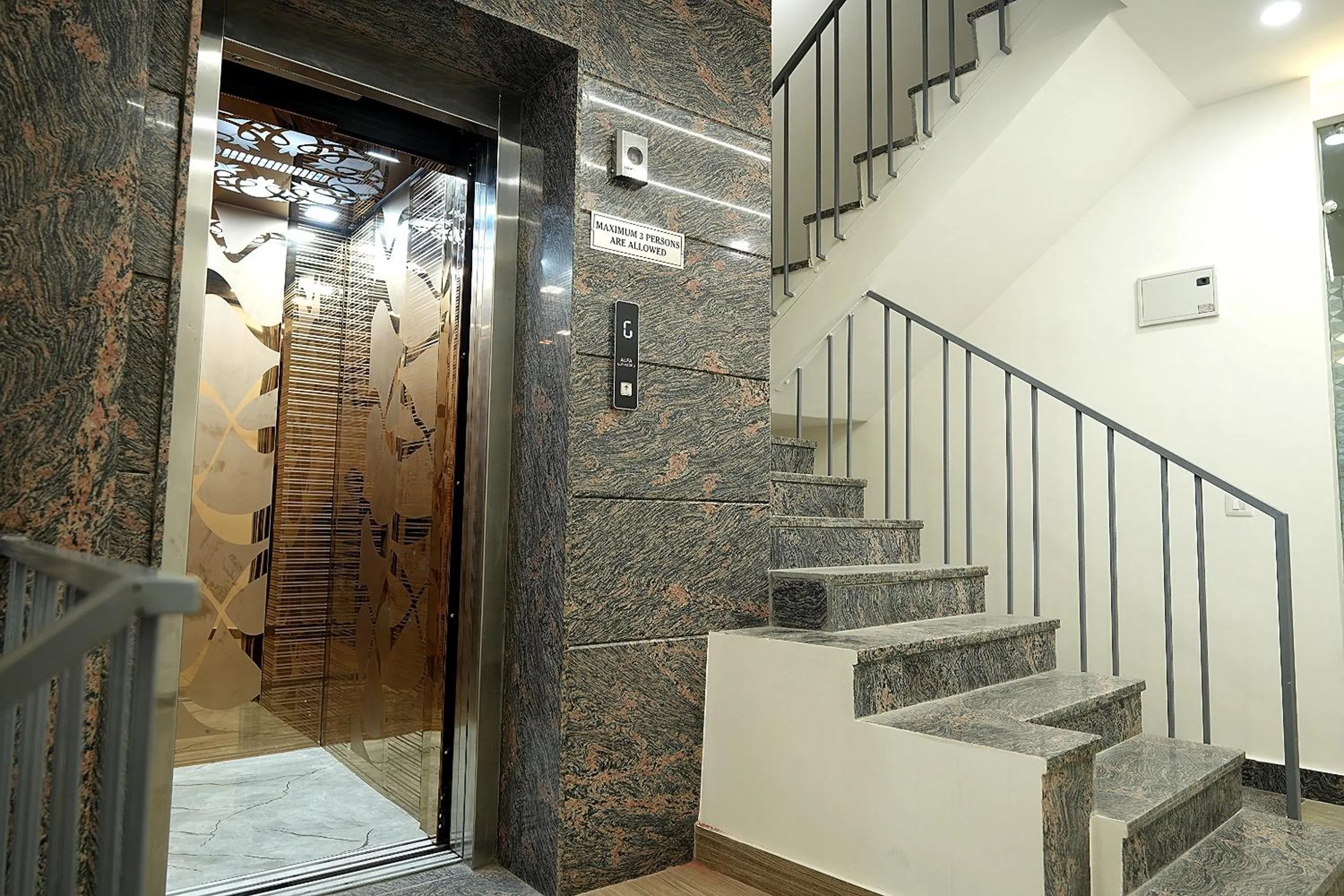 elevator in Hotel Sunrise Ecostay