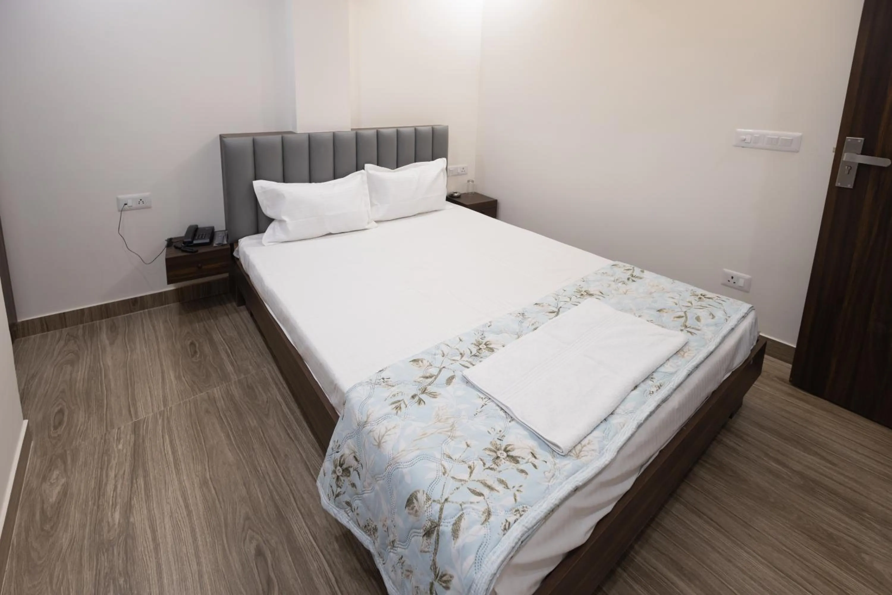 Bedroom in Hotel Sunrise Ecostay