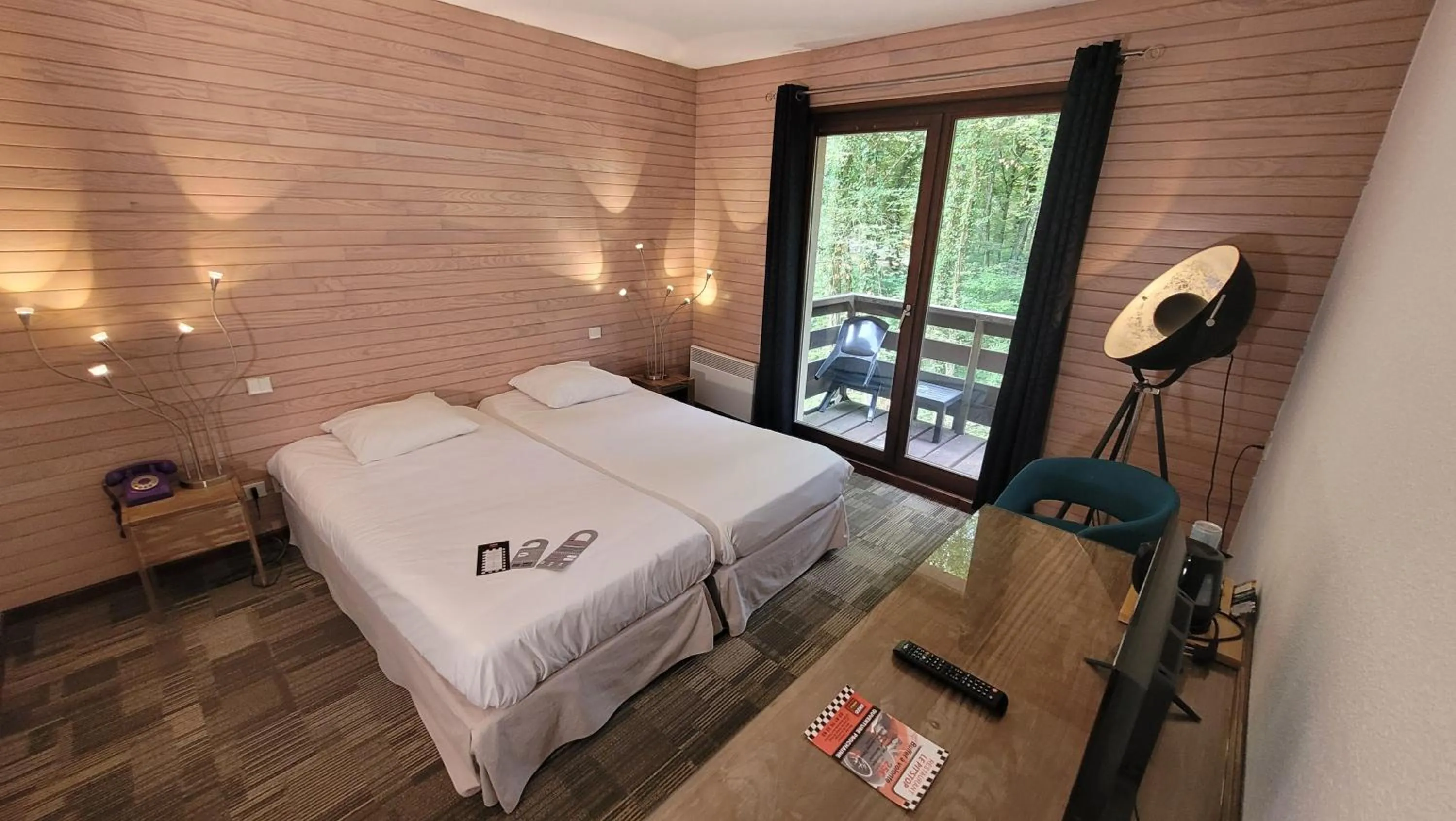 Bed in Enzo Hôtels - ST Eloy Metz Amneville By Kyriad Direct