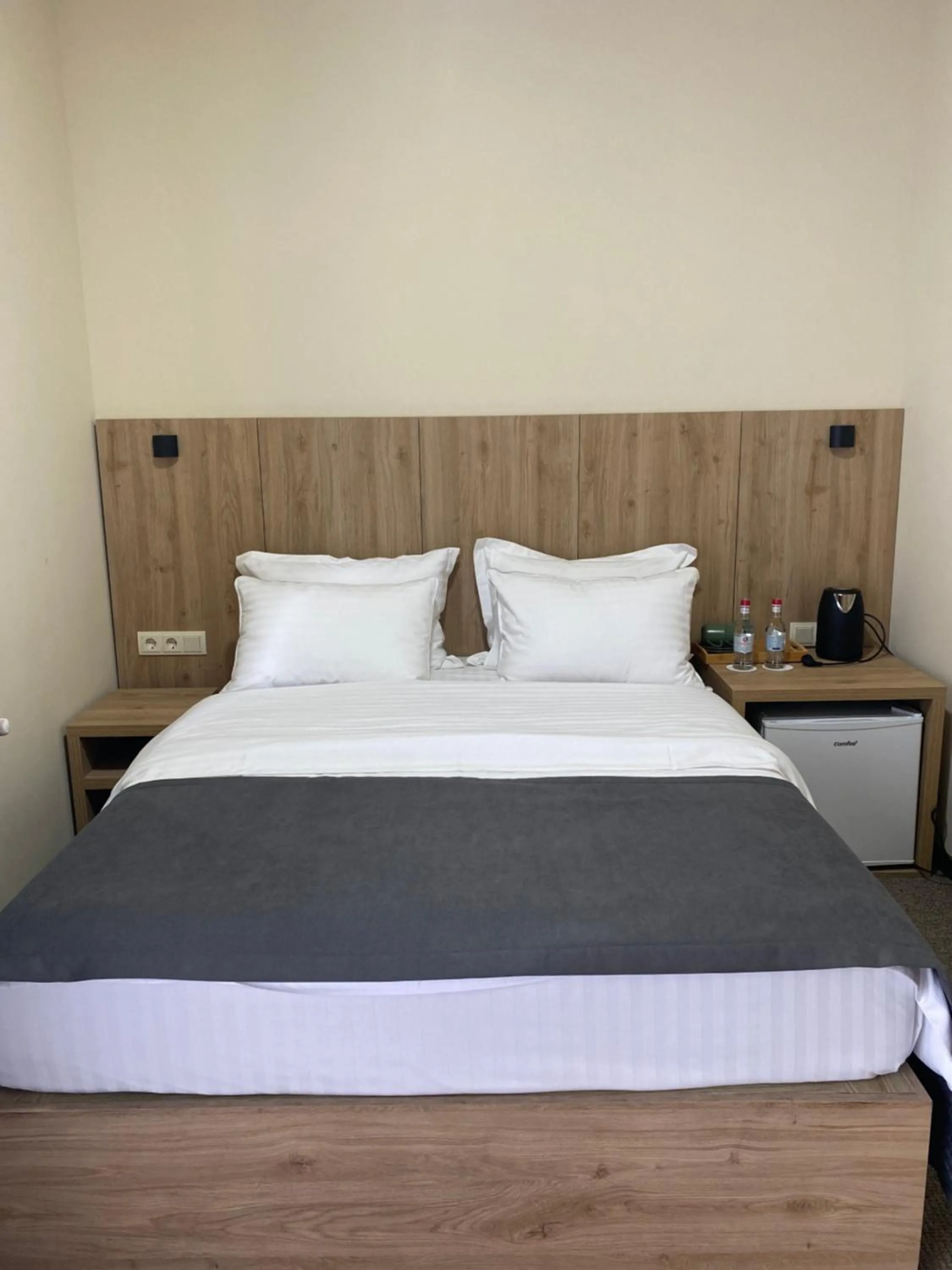 Cone Hotel Dilijan, By One