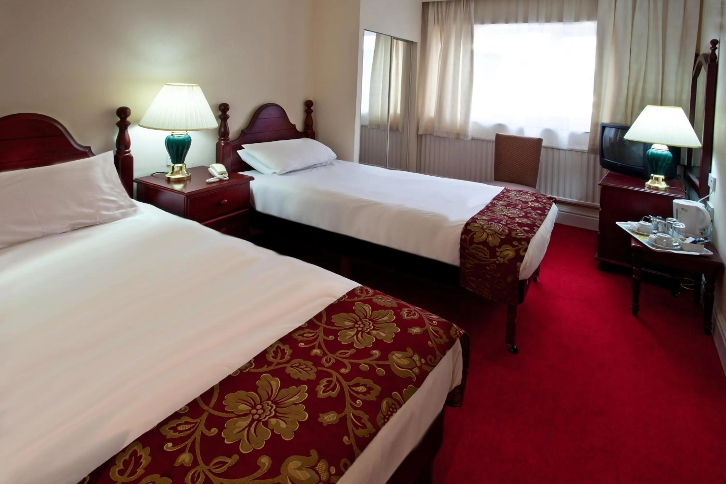 Bed in Britannia Hotel, Stockport