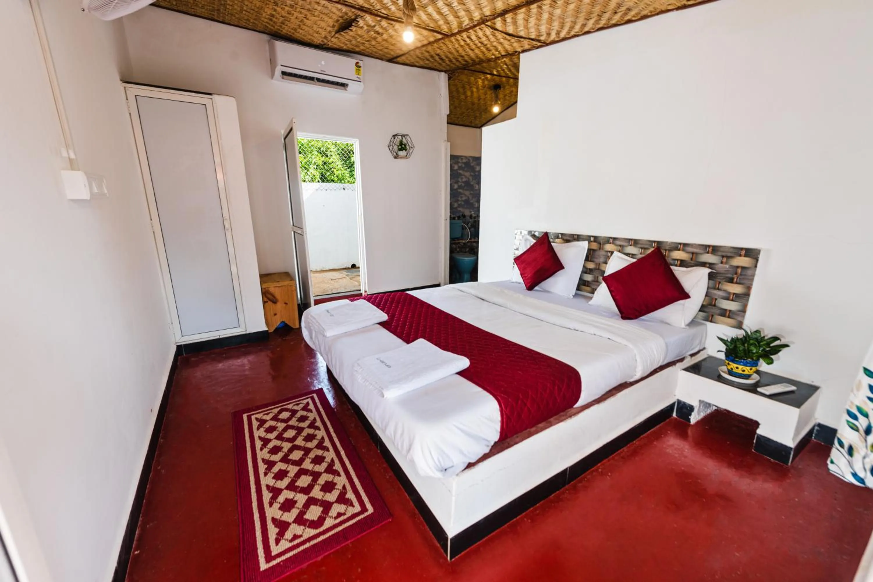 Bedroom in Hotel La Paulo's Near Beach Resort