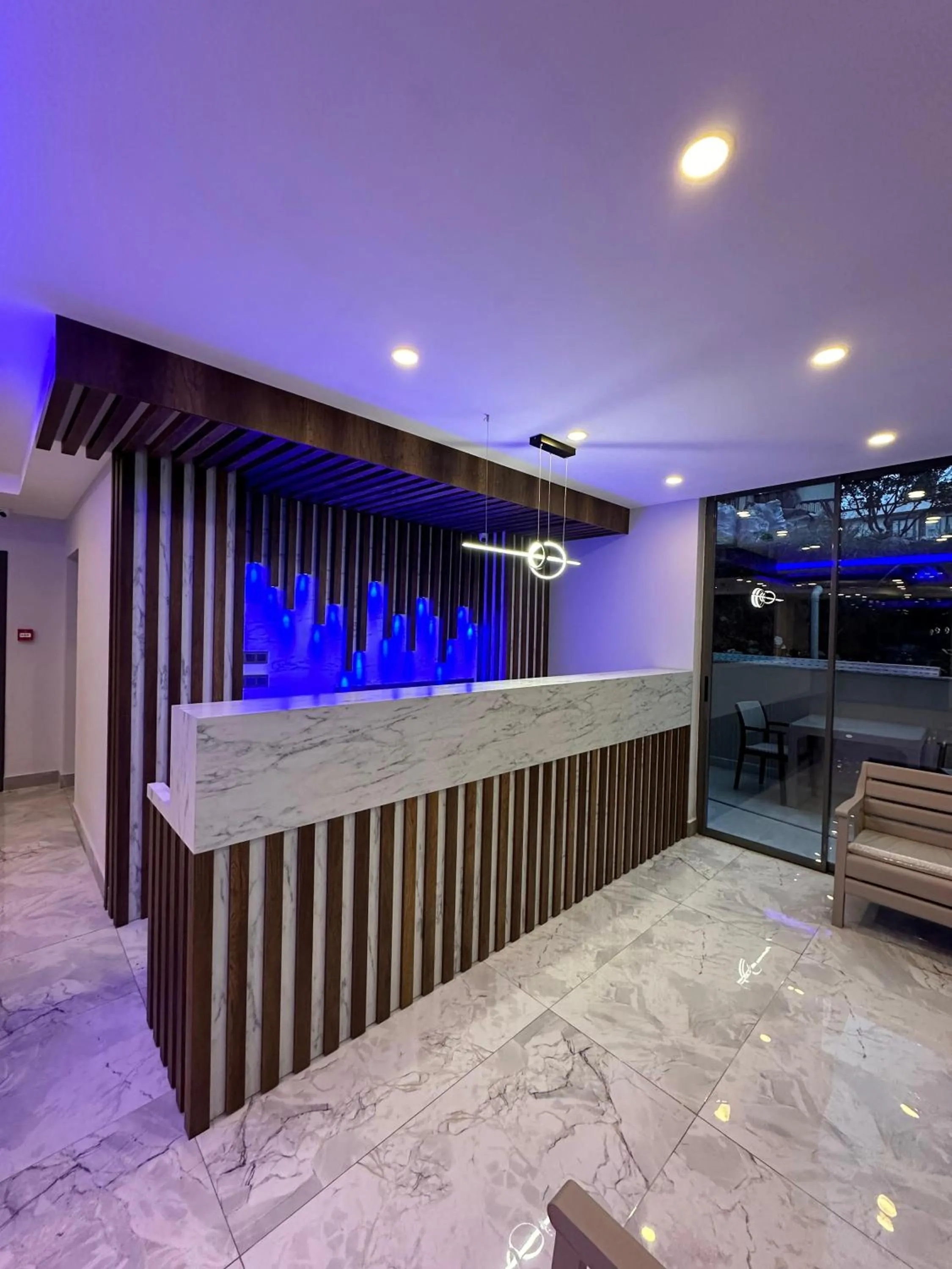 Lobby or reception in Erom Otel