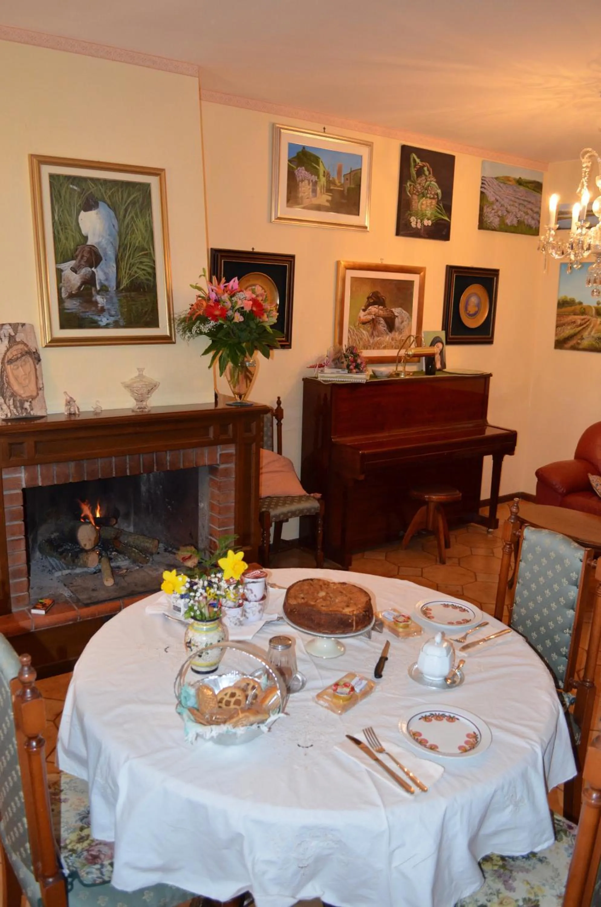 Communal lounge/ TV room in B&B Nonna Luisa