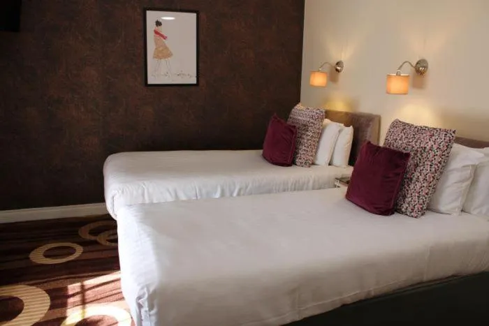 Bed in Kildare House Hotel