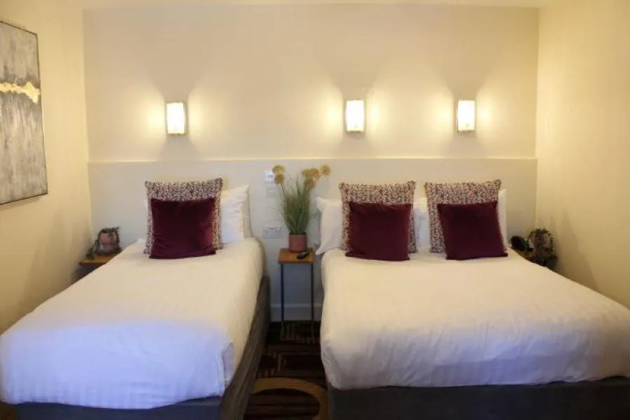 Bed in Kildare House Hotel