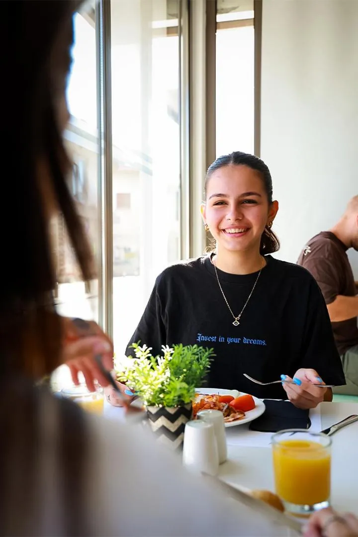 Breakfast in Mikes Kanarium City Hotel