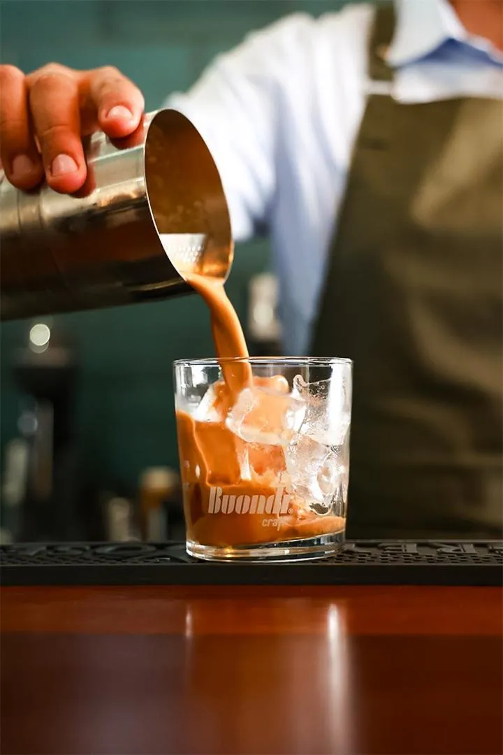 Restaurant/places to eat in Mikes Kanarium City Hotel