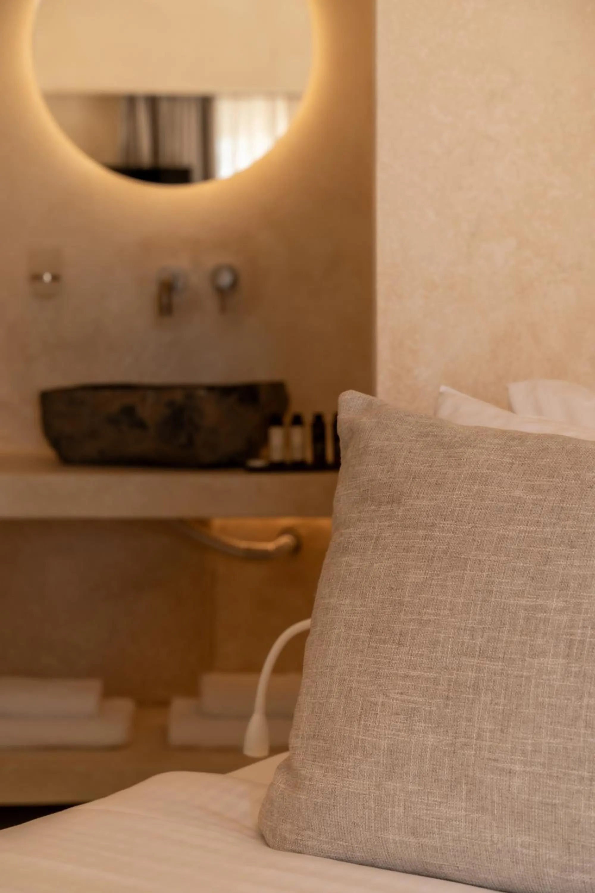 Bed in Heyday Luxury Suites