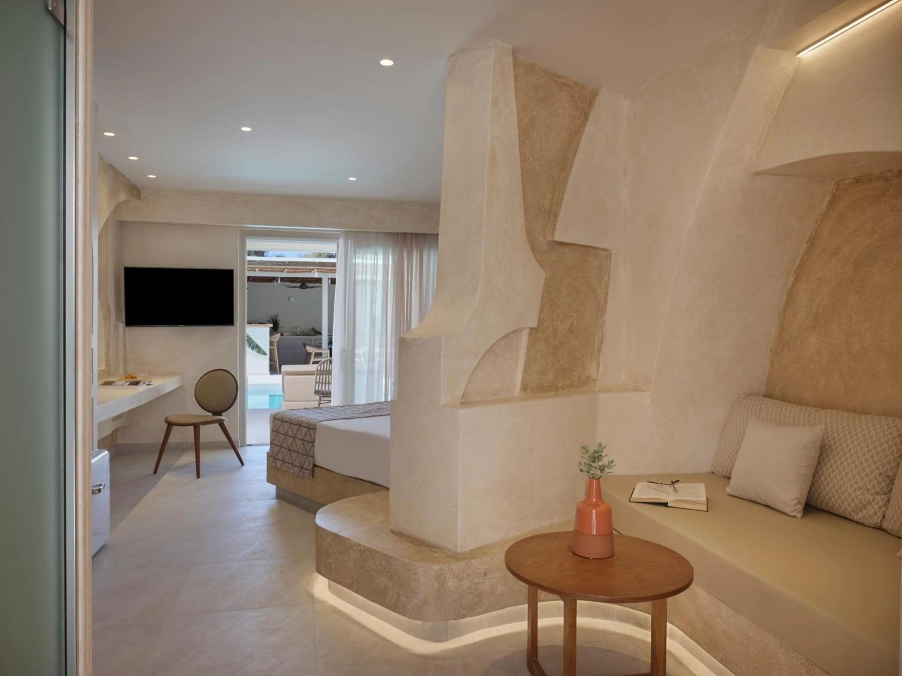 Heyday Luxury Suites