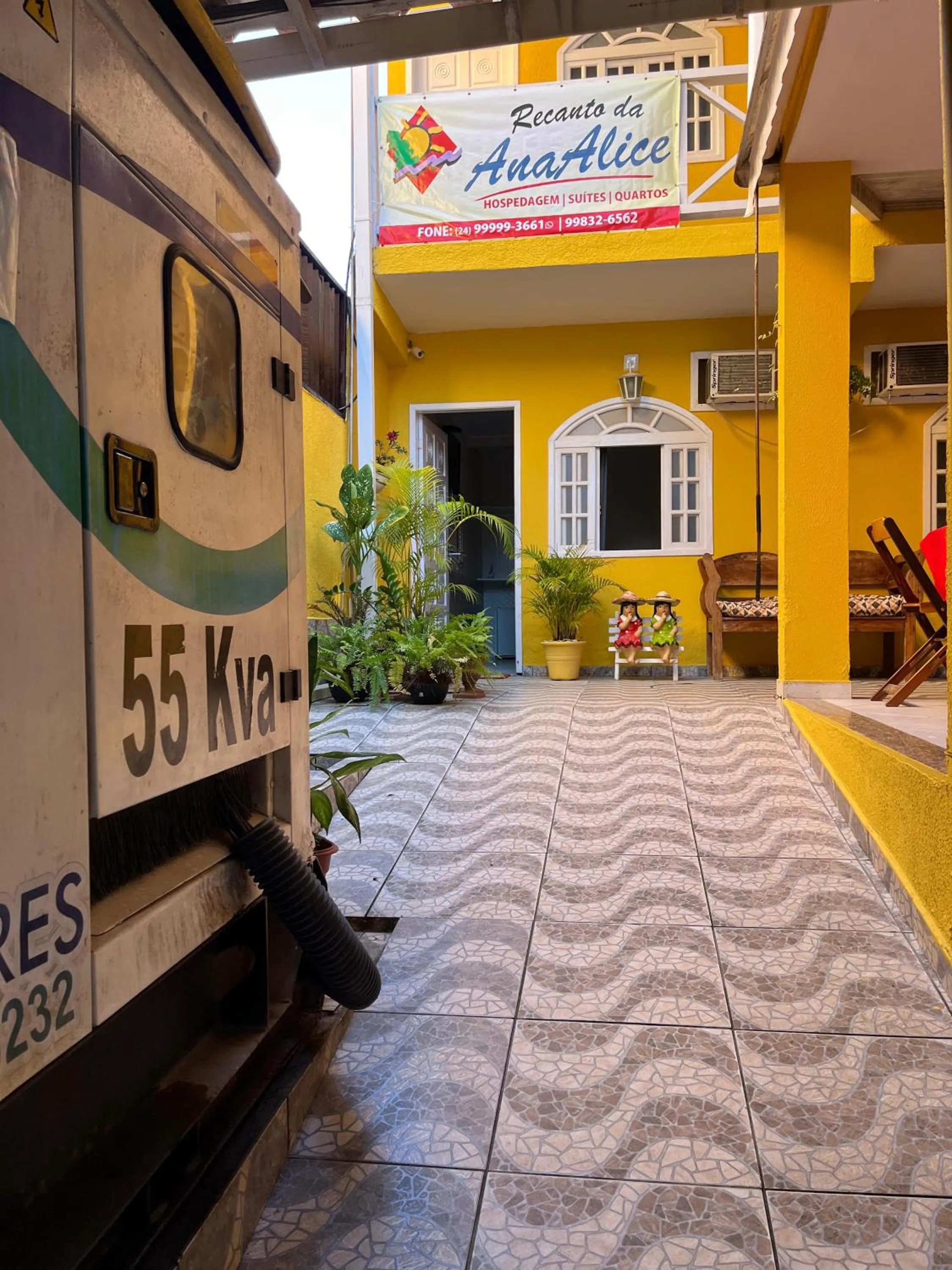 Recanto da AnaAlice Suítes