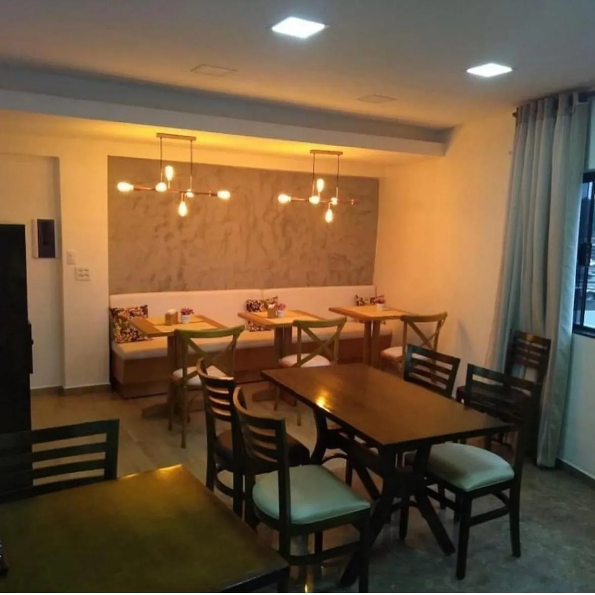 Dining area in Hotel Guarulhos
