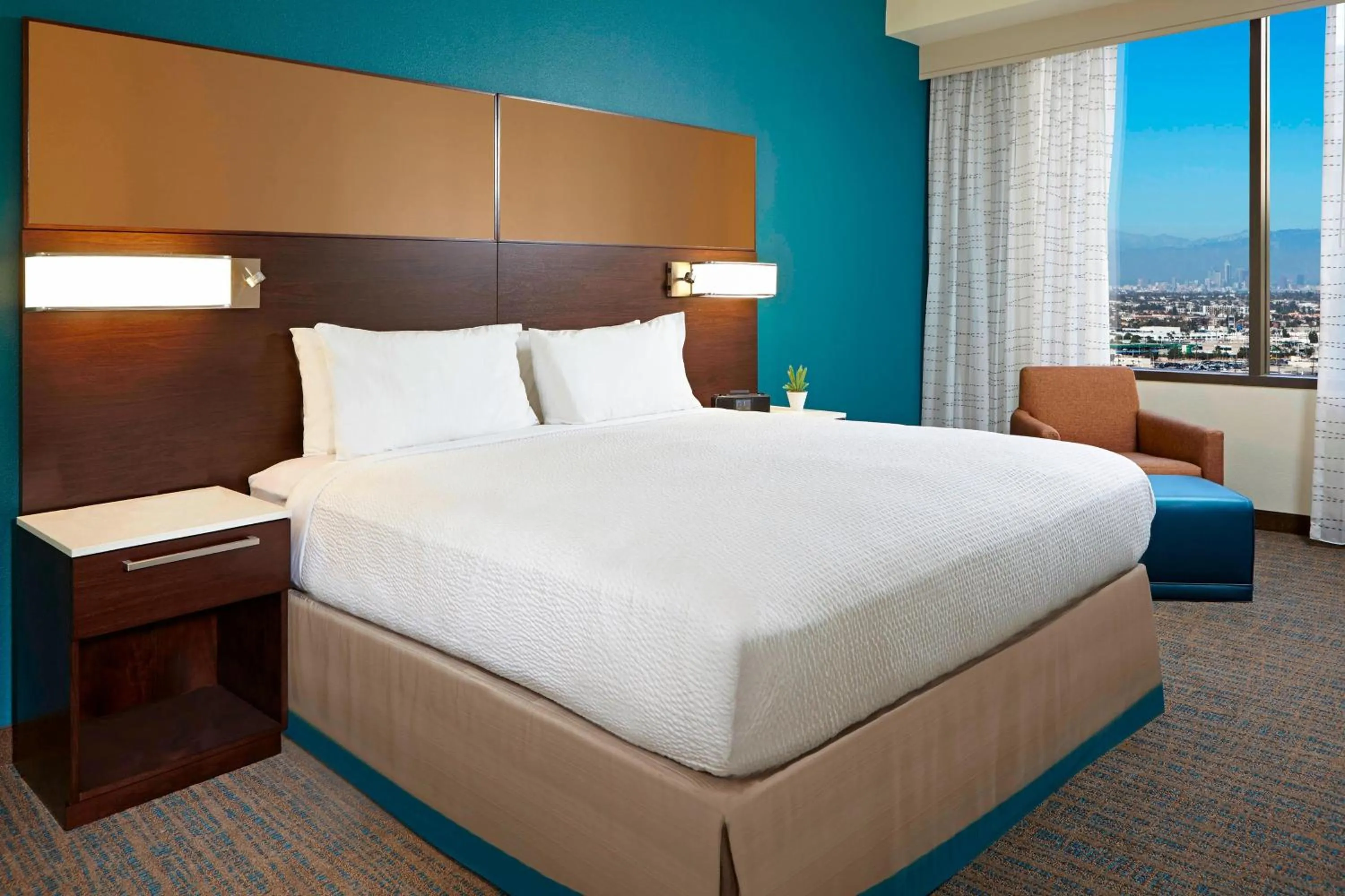 Bedroom, Bed in Residence Inn by Marriott Los Angeles LAX/Century Boulevard