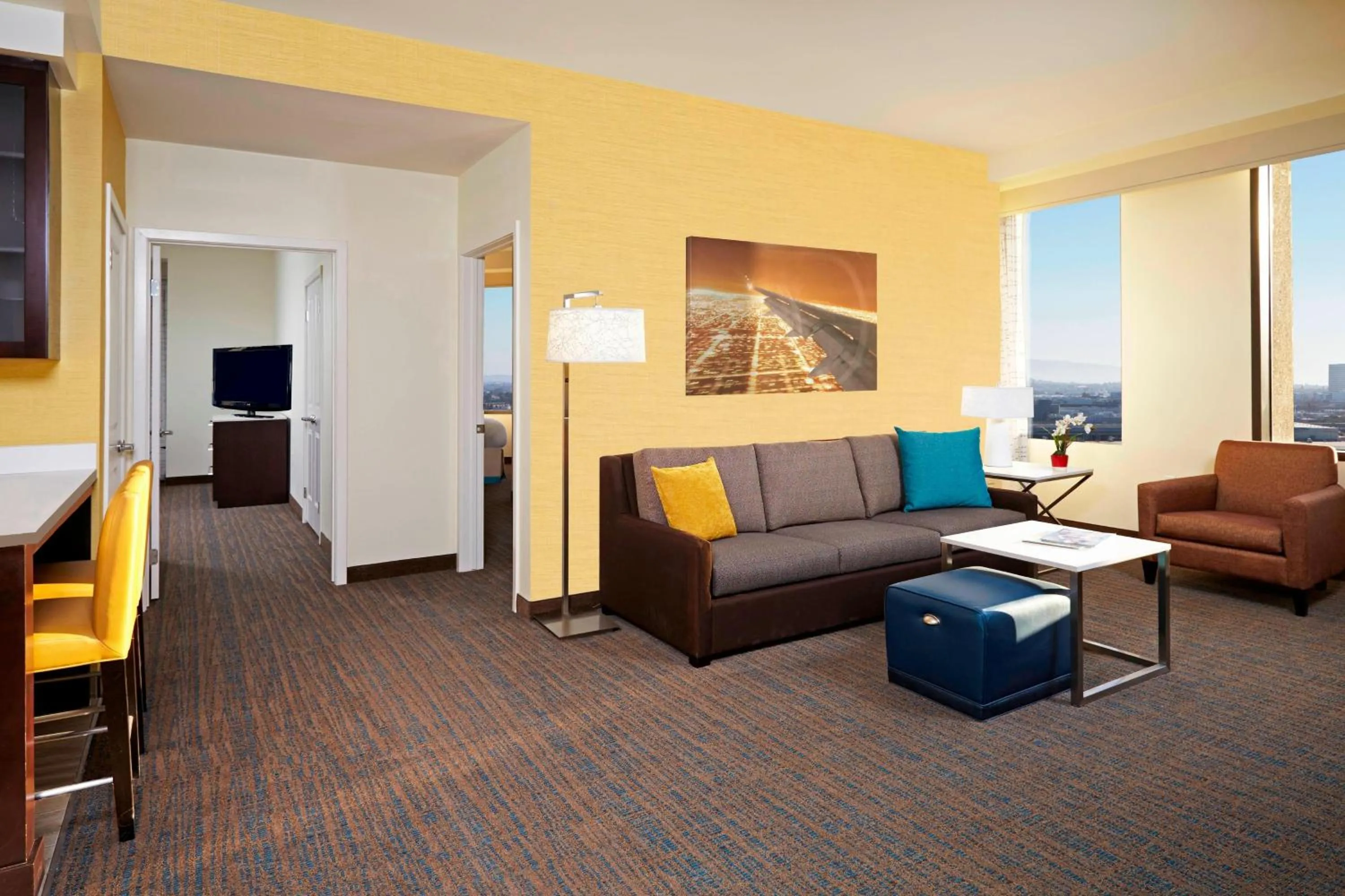 Living room in Residence Inn by Marriott Los Angeles LAX/Century Boulevard
