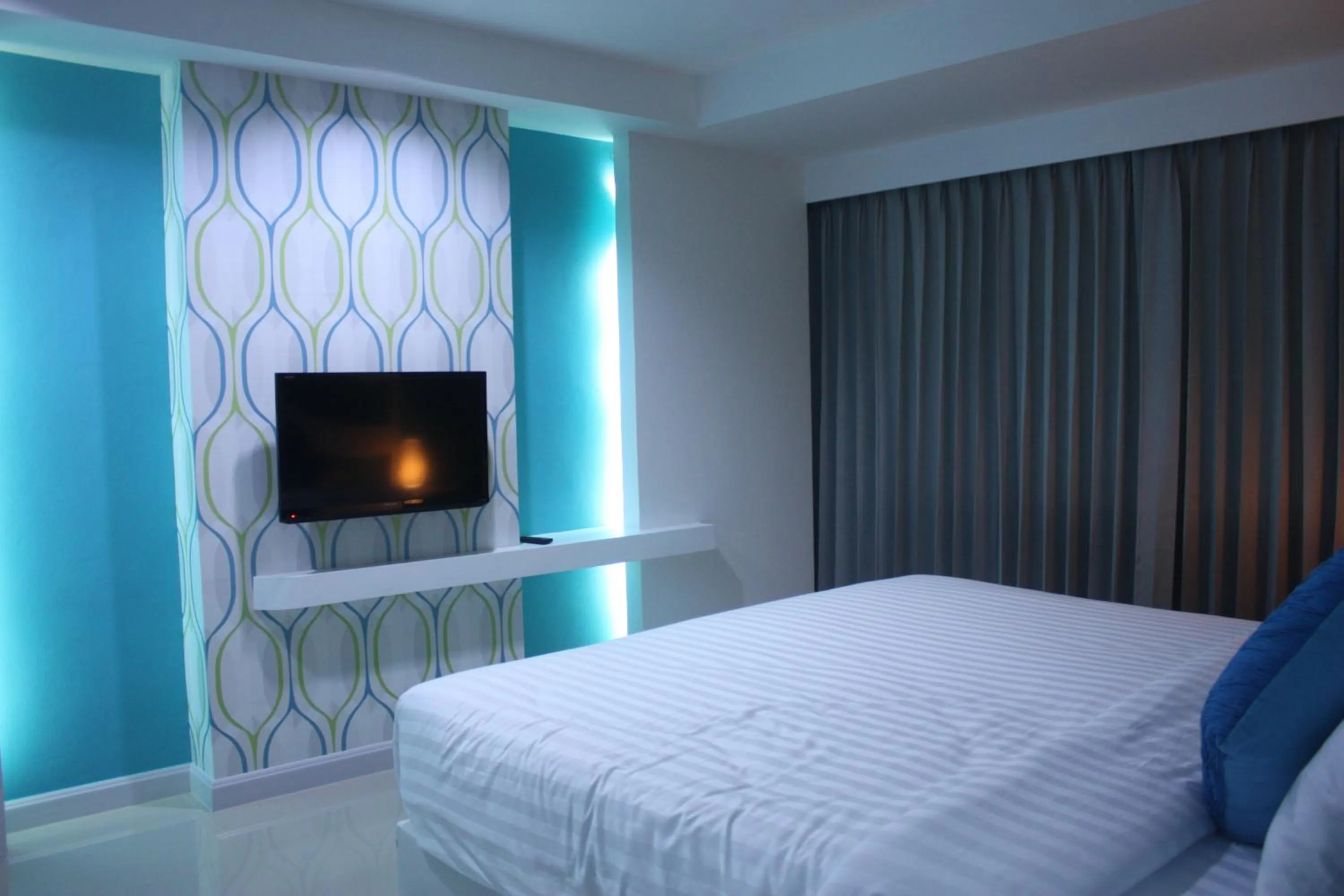 Photo of the whole room, Bed in Homey Dormy Chiangrai