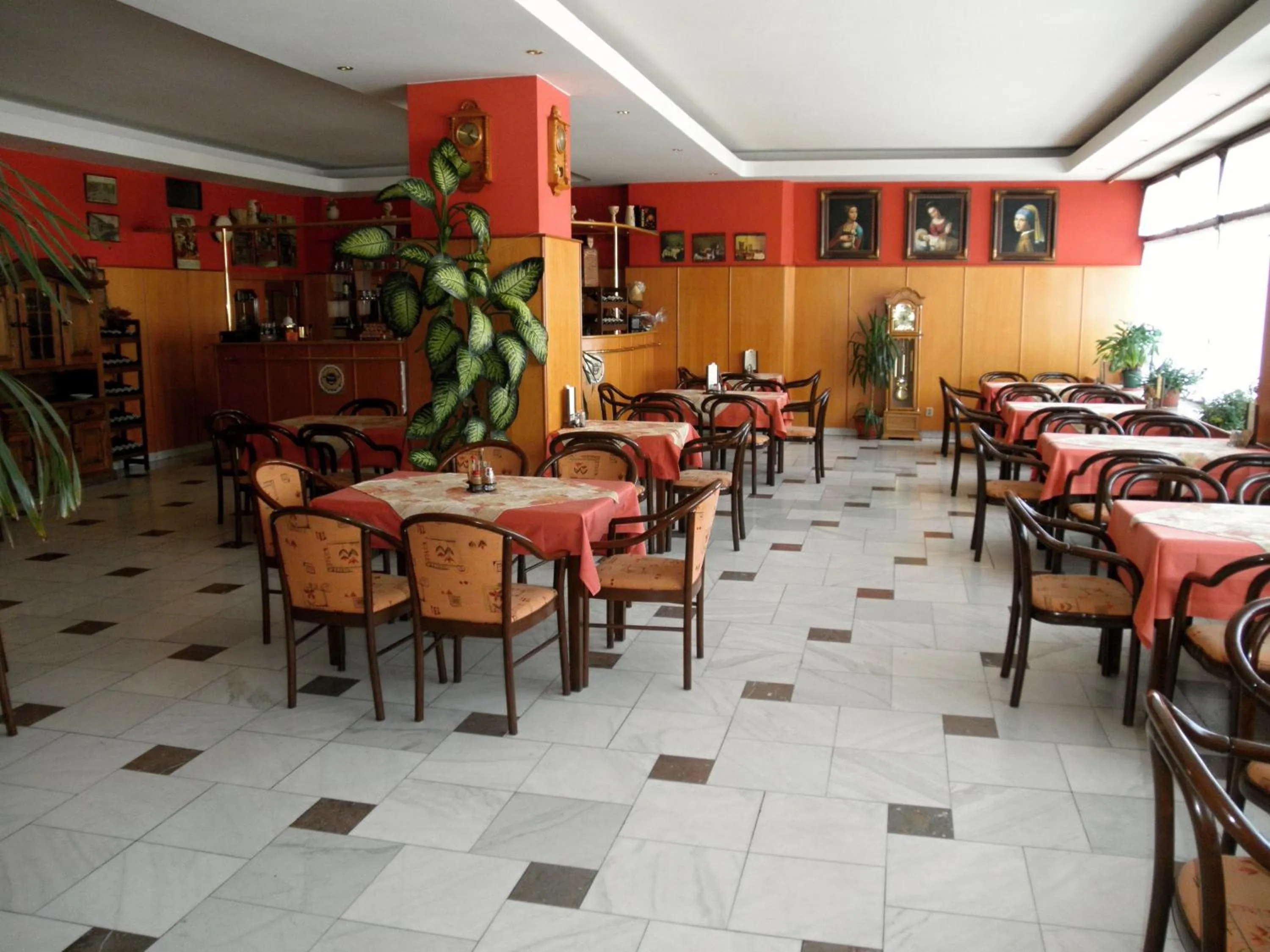 Restaurant/places to eat in Hotel Vysocina