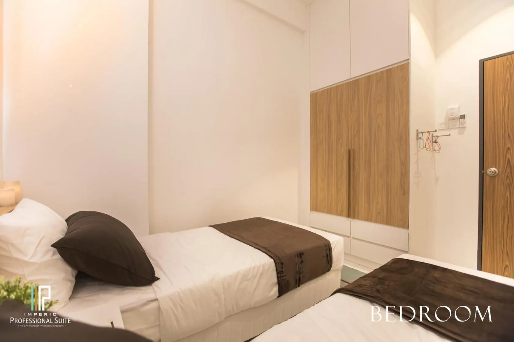 Bed in Imperio Professional Suite by Aazlina