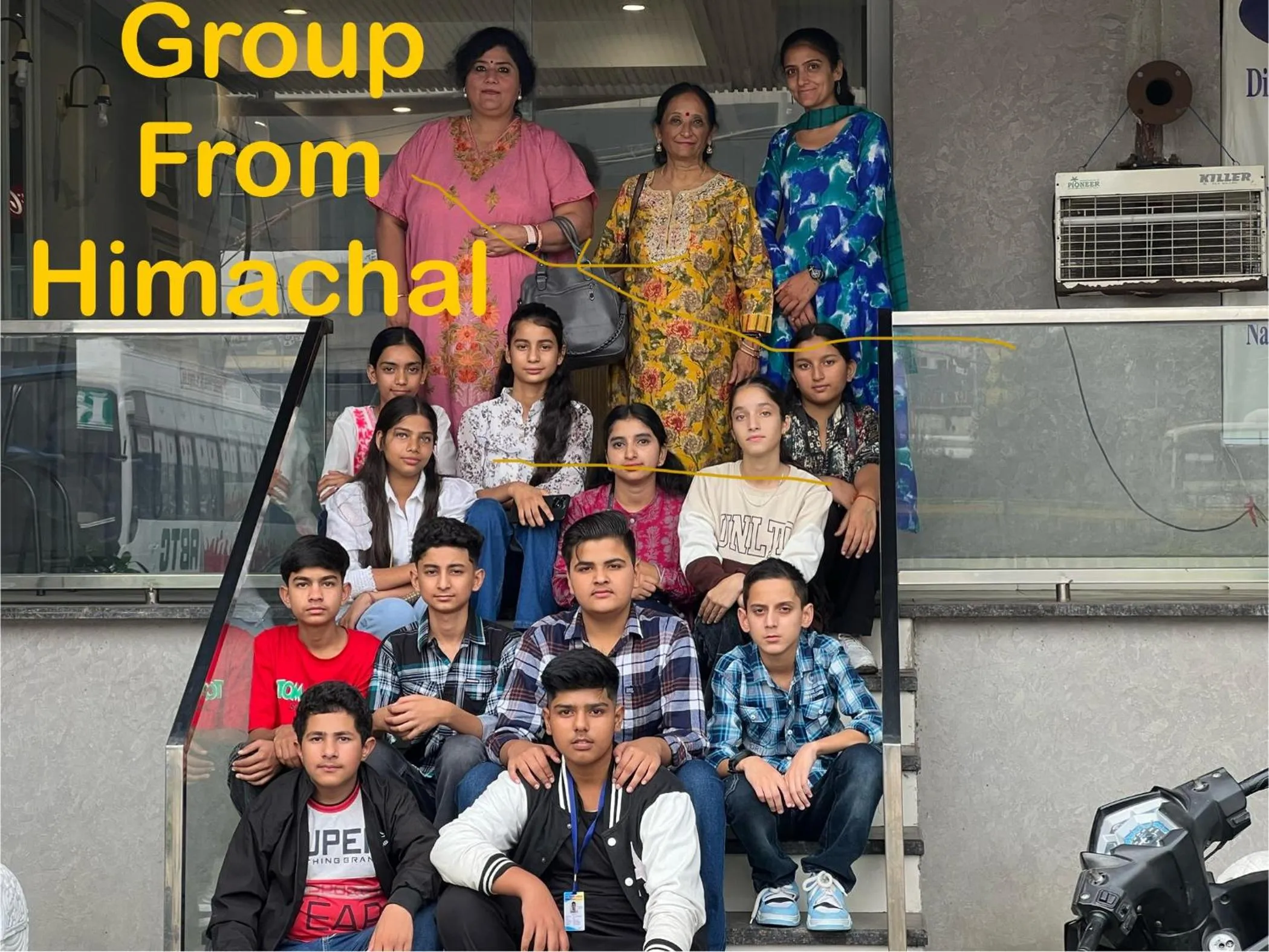 Guests in Narison by Divud Ecom