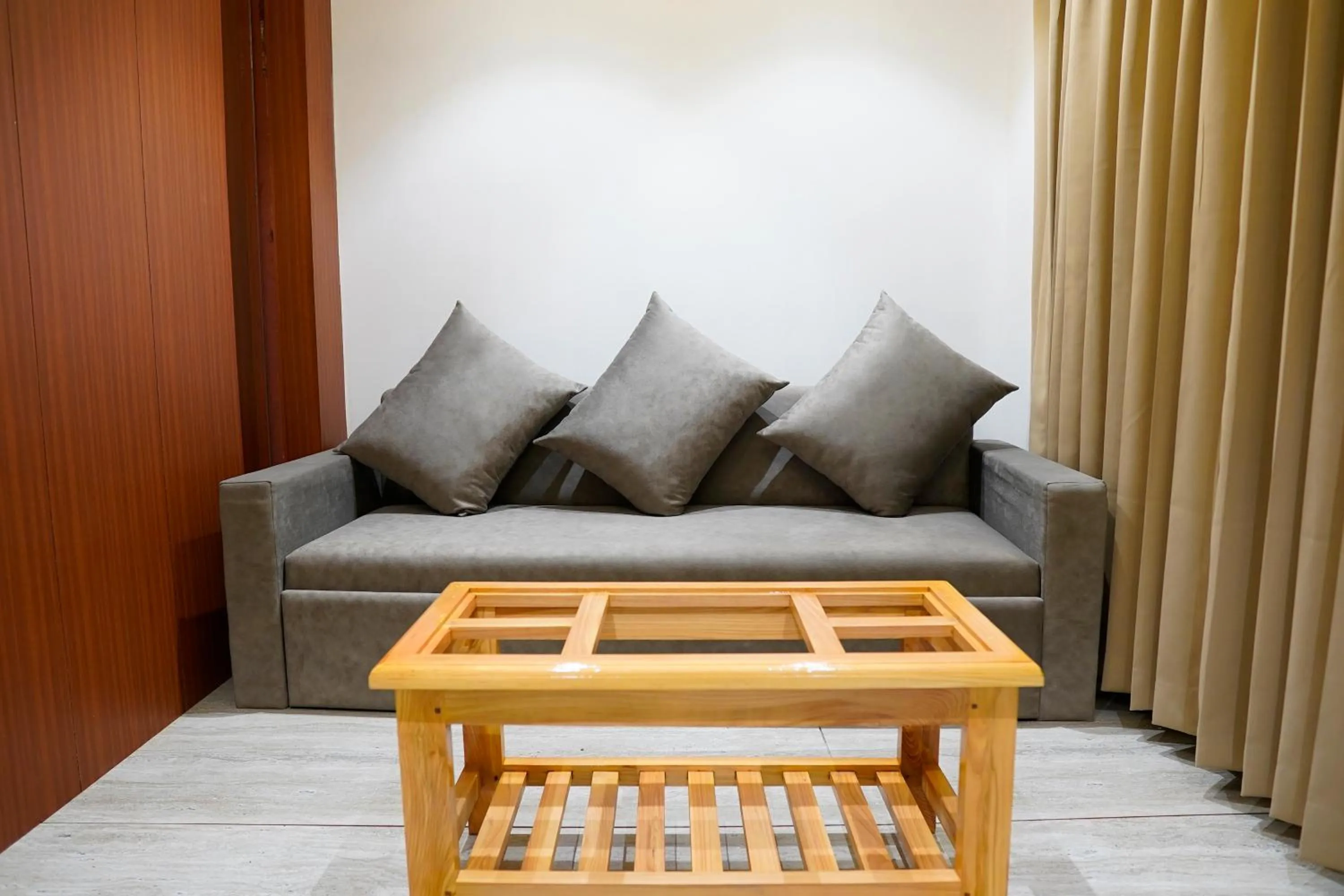 Seating area in Aranya Jungle Resorts