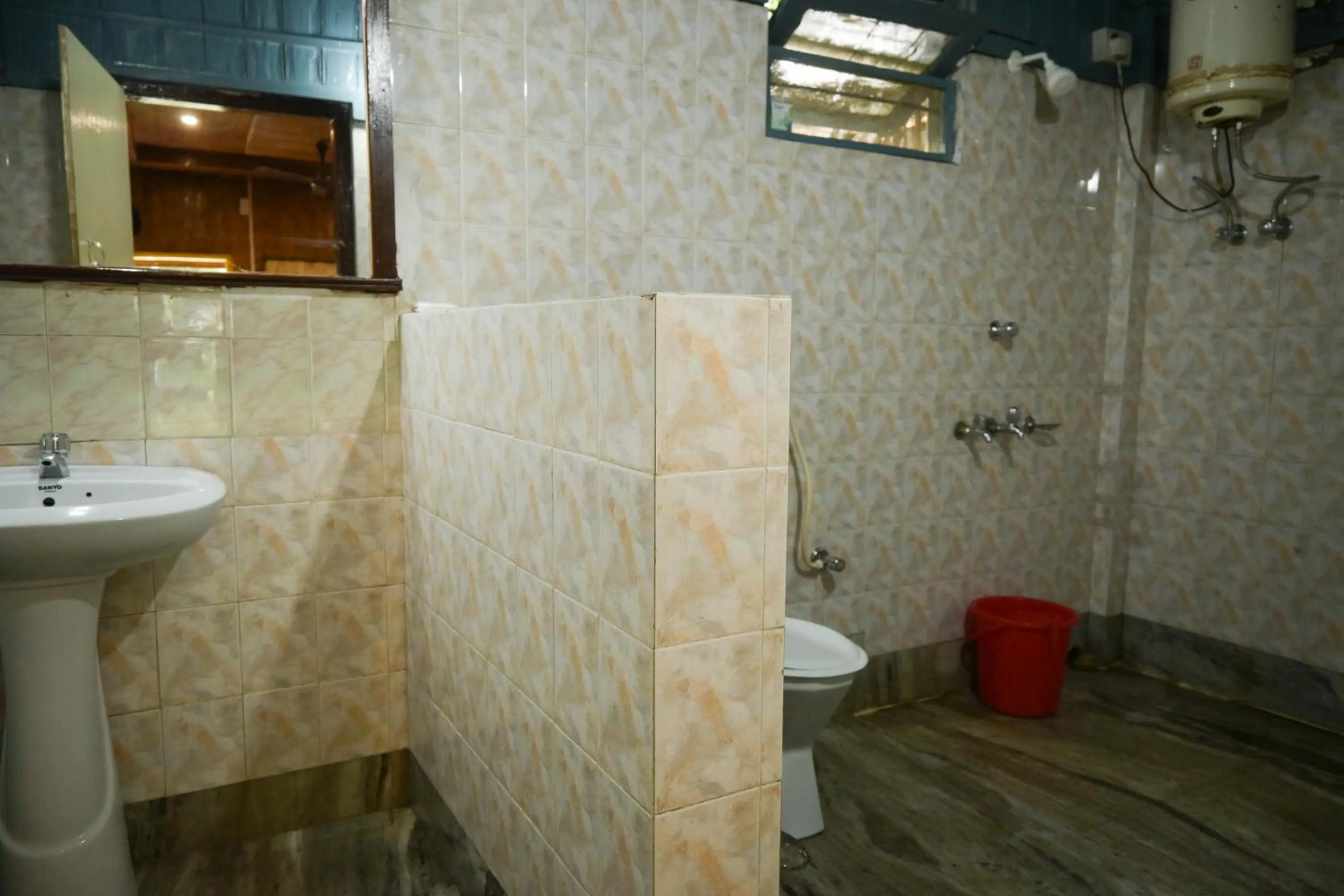 Shower in Aranya Jungle Resorts