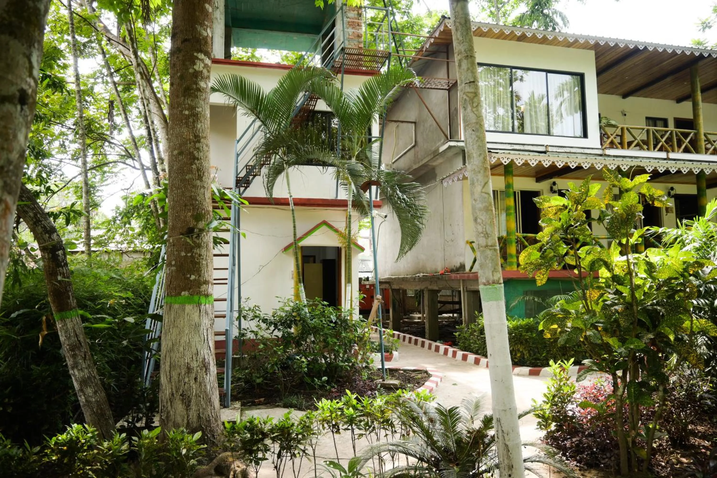 Property building in Aranya Jungle Resorts