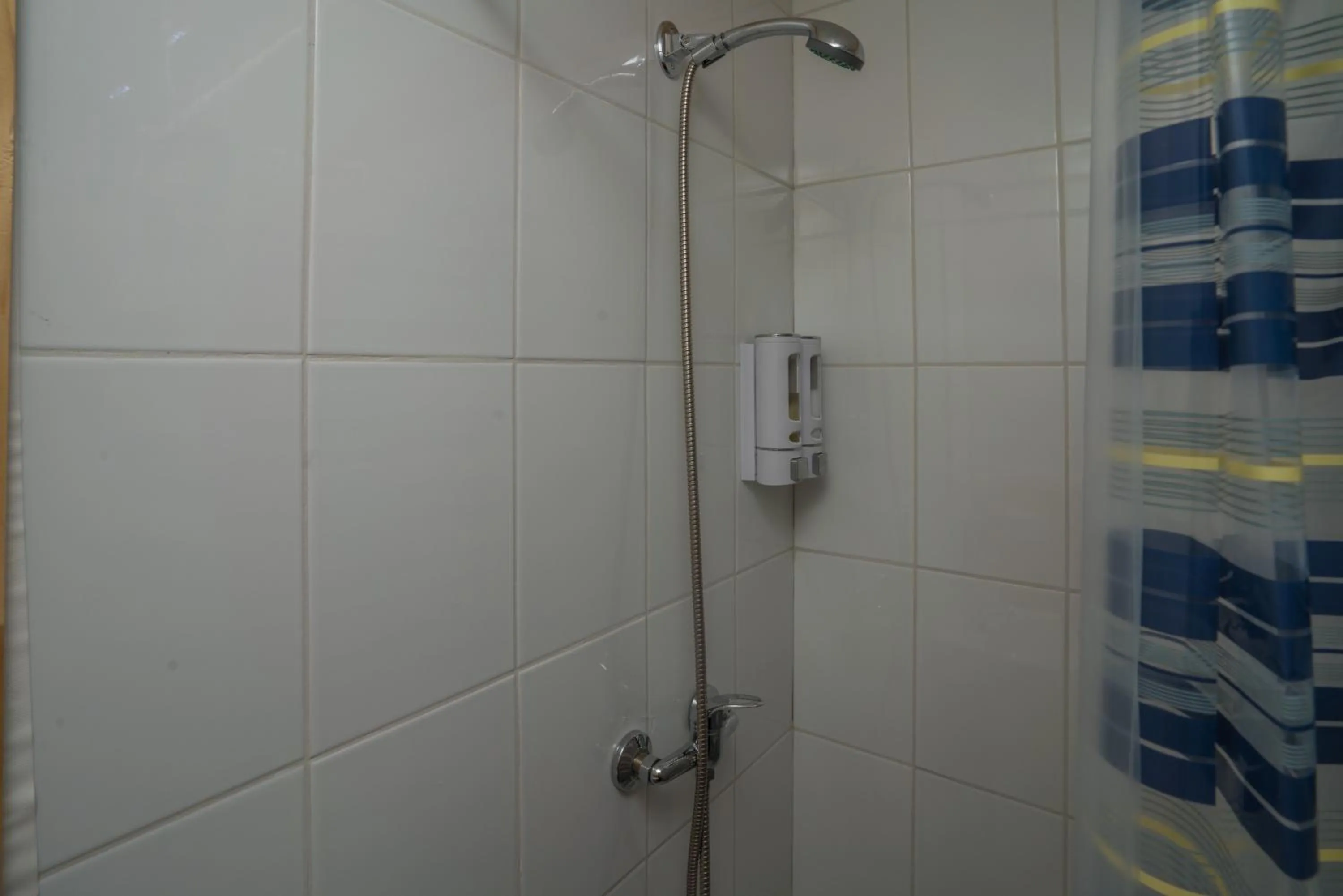 Shower in Cabañas Ensenada Bosque Nativo