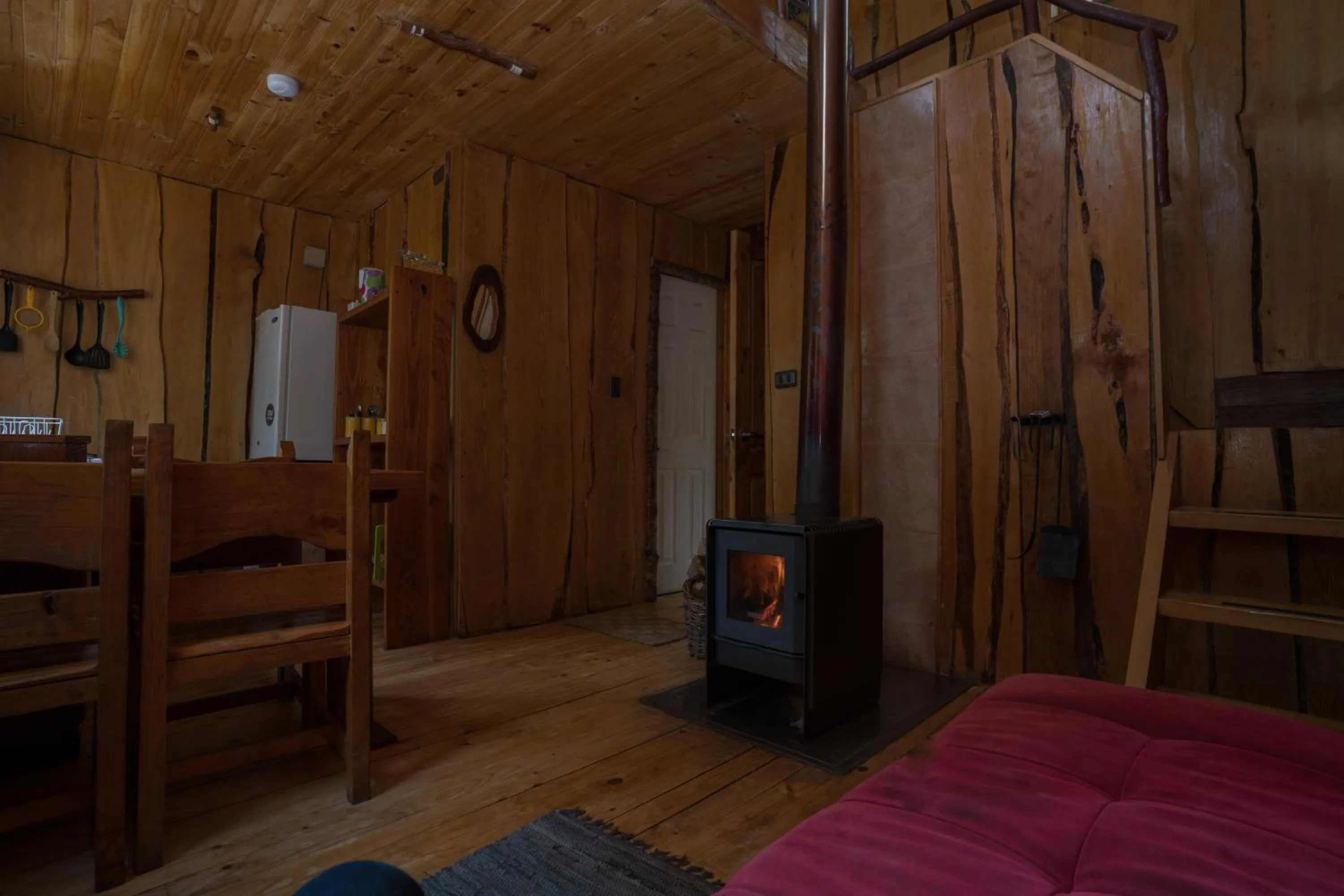 flat iron, Bed in Cabañas Ensenada Bosque Nativo