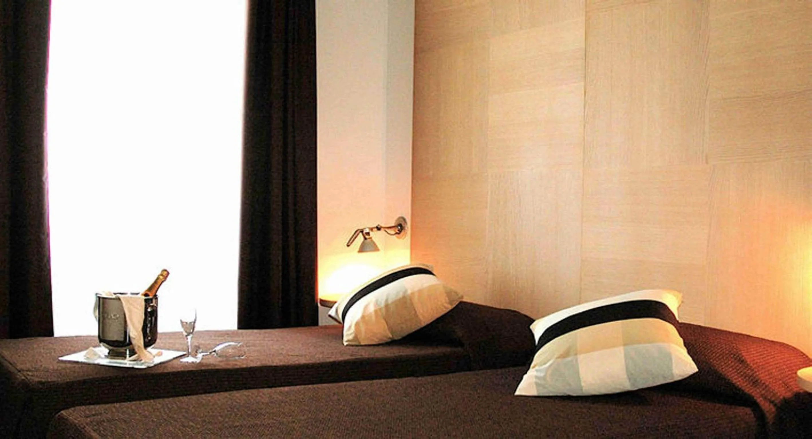 Photo of the whole room, Bed in Relais Villa D'Assio