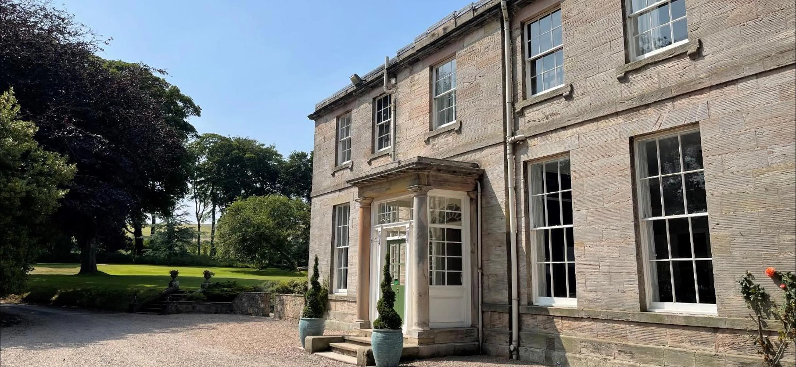 Property building in Marshall Meadows Manor House