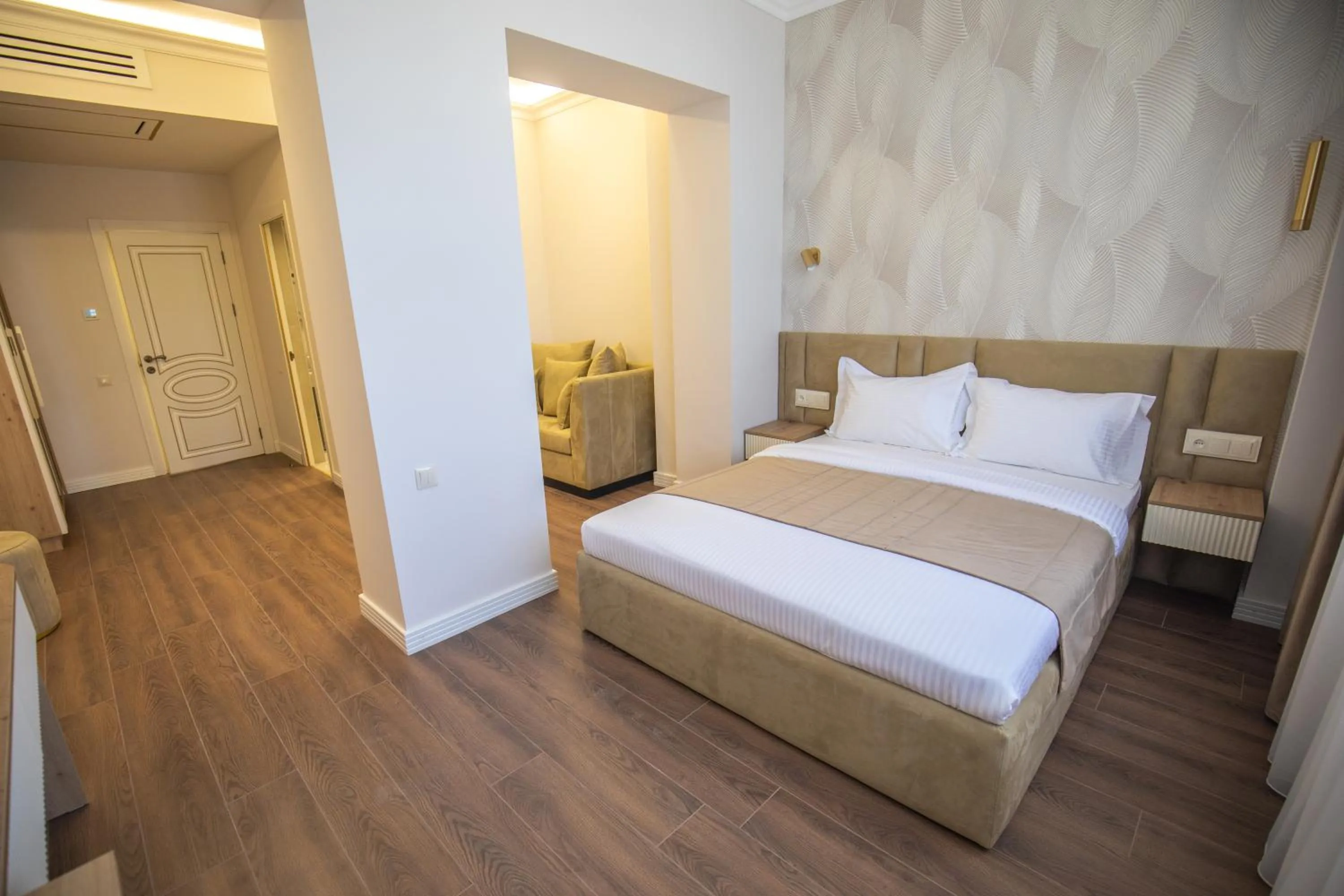 Bed in Ketrin Hotel Restaurant