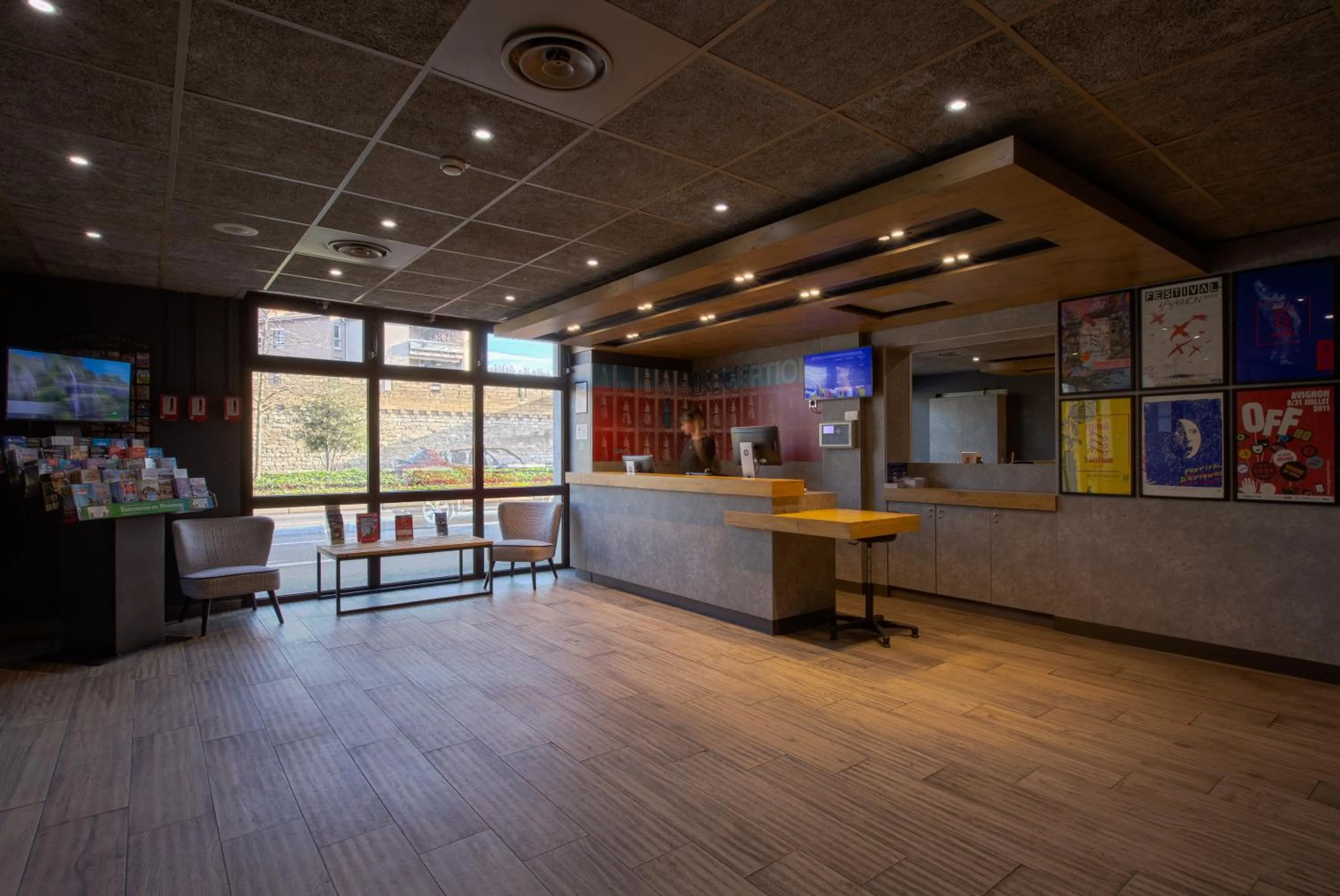 Lobby or reception in ibis budget Avignon Centre