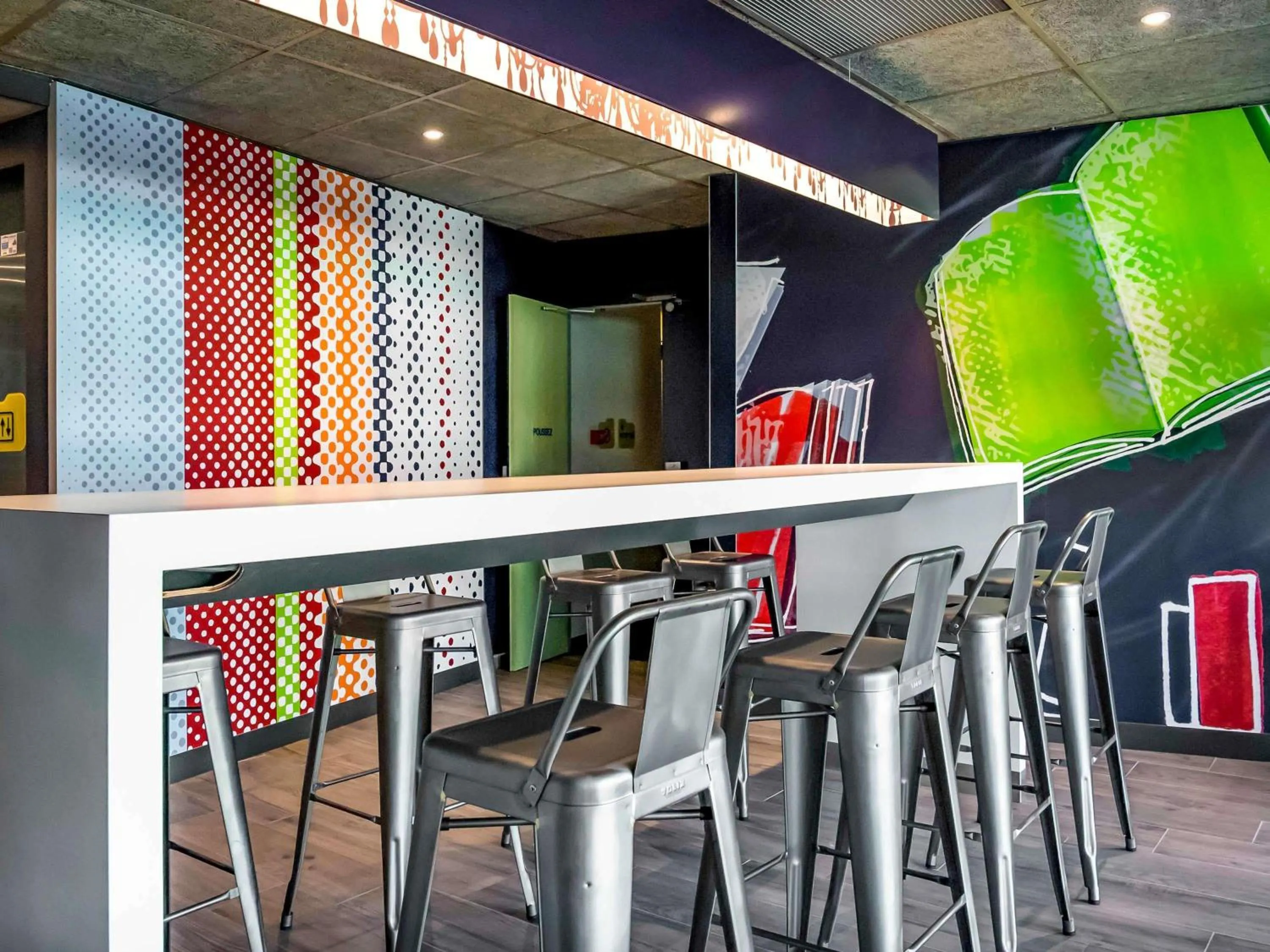 Property building in ibis budget Avignon Centre