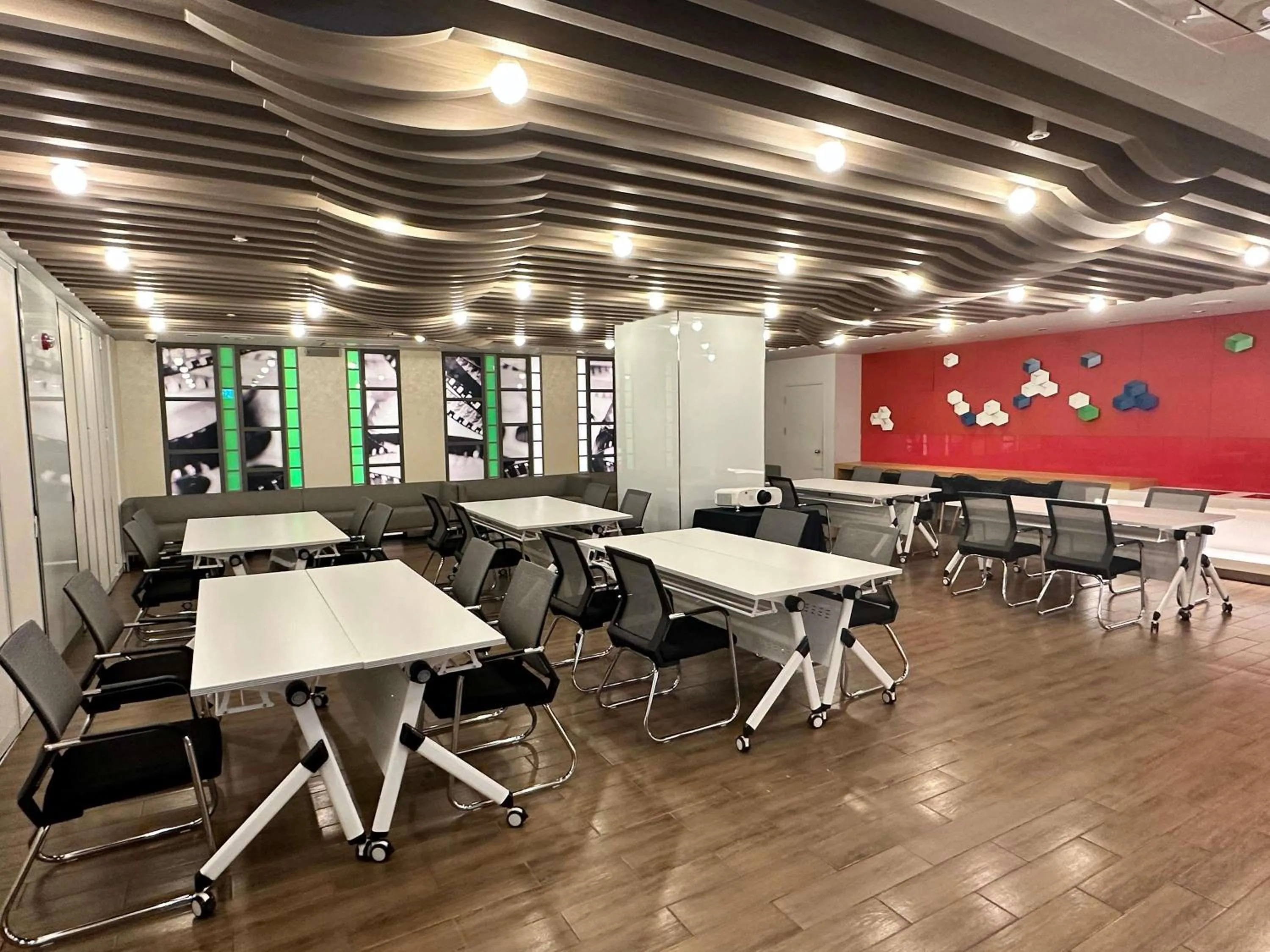 Meeting/conference room in ibis Styles Ambassador Seoul Myeong-dong